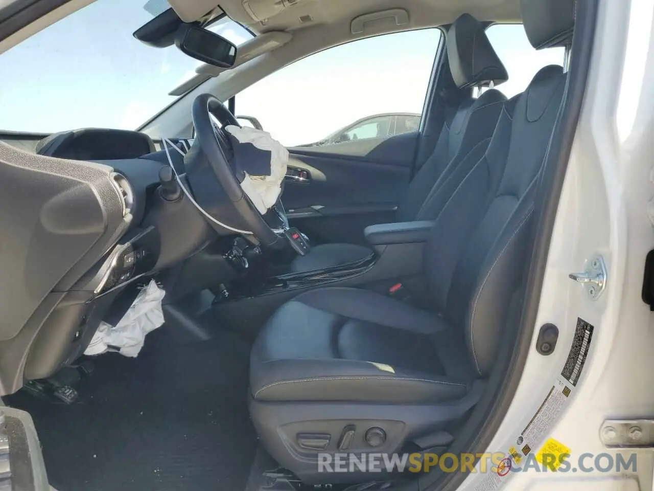 7 Photograph of a damaged car JTDKAMFP7M3191079 TOYOTA PRIUS 2021