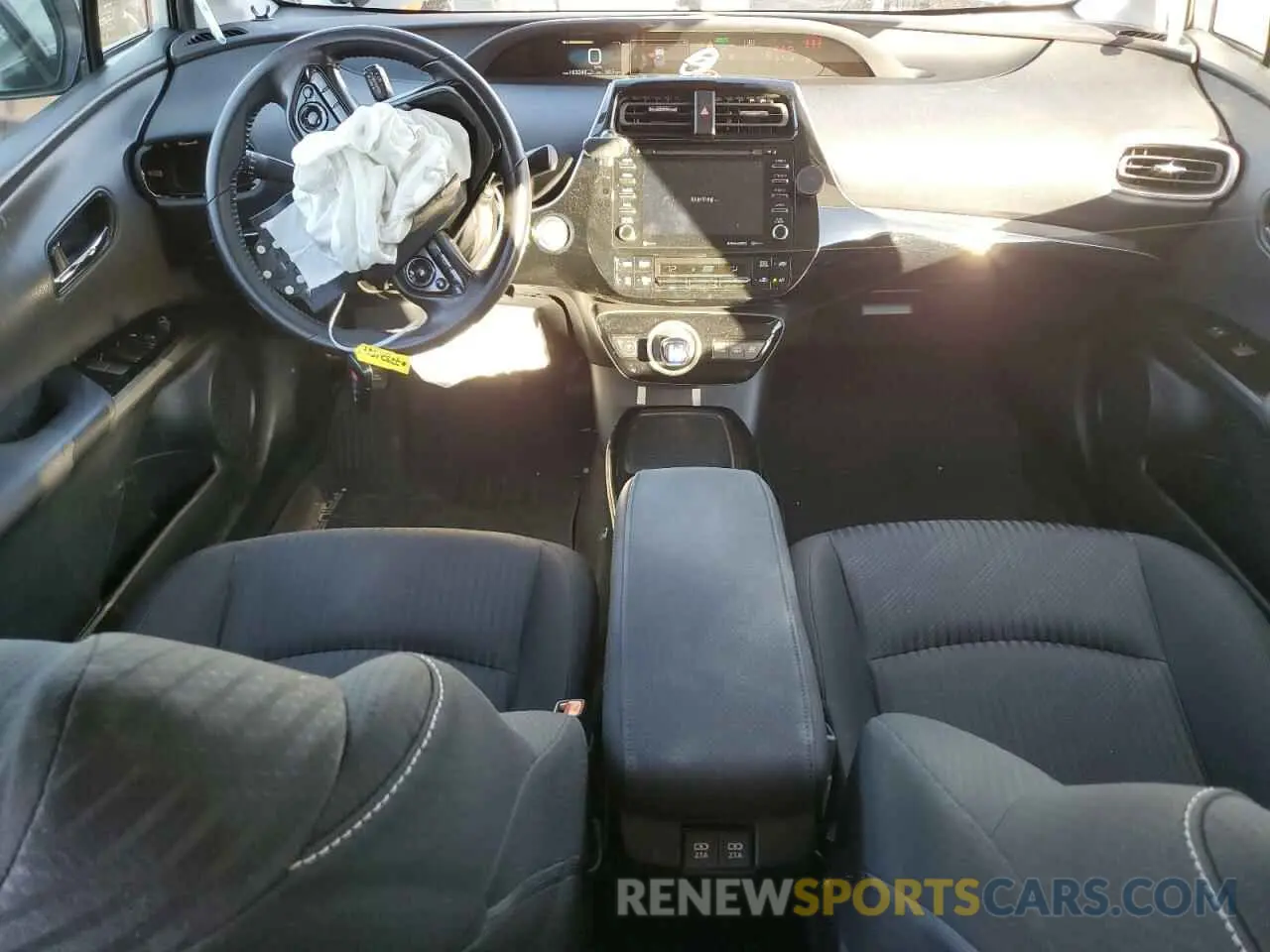8 Photograph of a damaged car JTDKAMFP9M3167317 TOYOTA PRIUS 2021