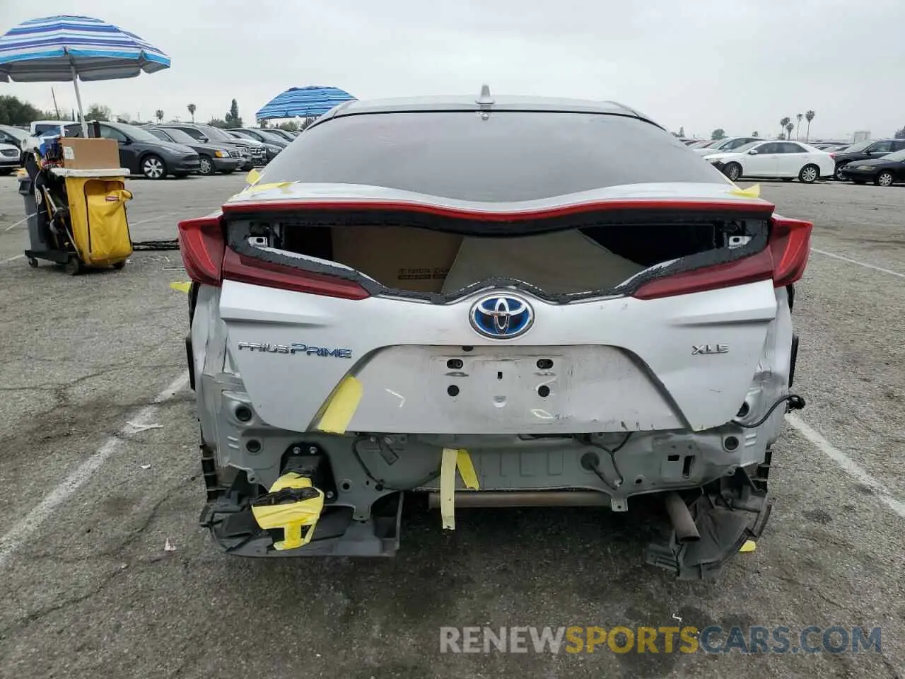 6 Photograph of a damaged car JTDKAMFP9M3176549 TOYOTA PRIUS 2021