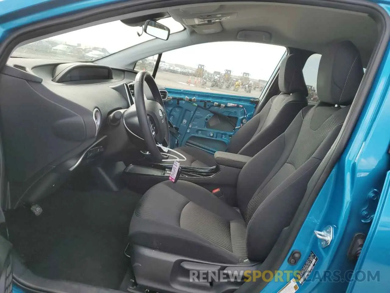 7 Photograph of a damaged car JTDKAMFPXM3171733 TOYOTA PRIUS 2021