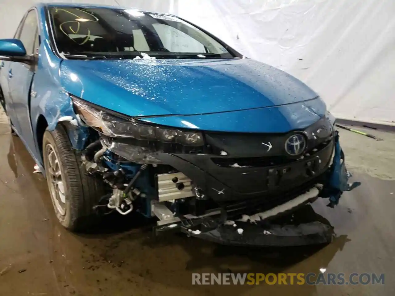 9 Photograph of a damaged car JTDKAMFPXM3172462 TOYOTA PRIUS 2021