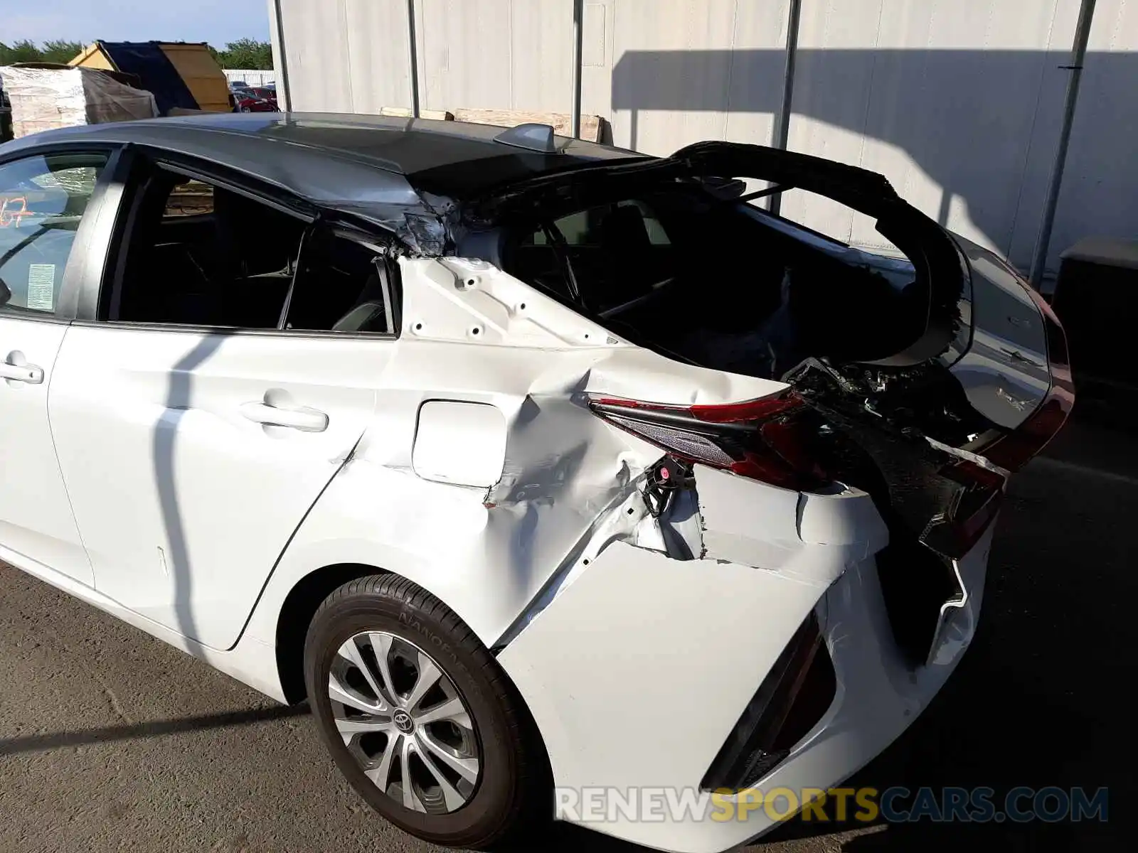 9 Photograph of a damaged car JTDKAMFPXM3190279 TOYOTA PRIUS 2021