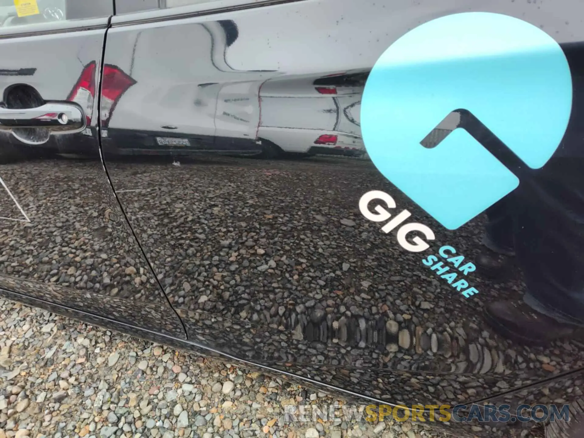 13 Photograph of a damaged car JTDKAMFU0M3136558 TOYOTA PRIUS 2021
