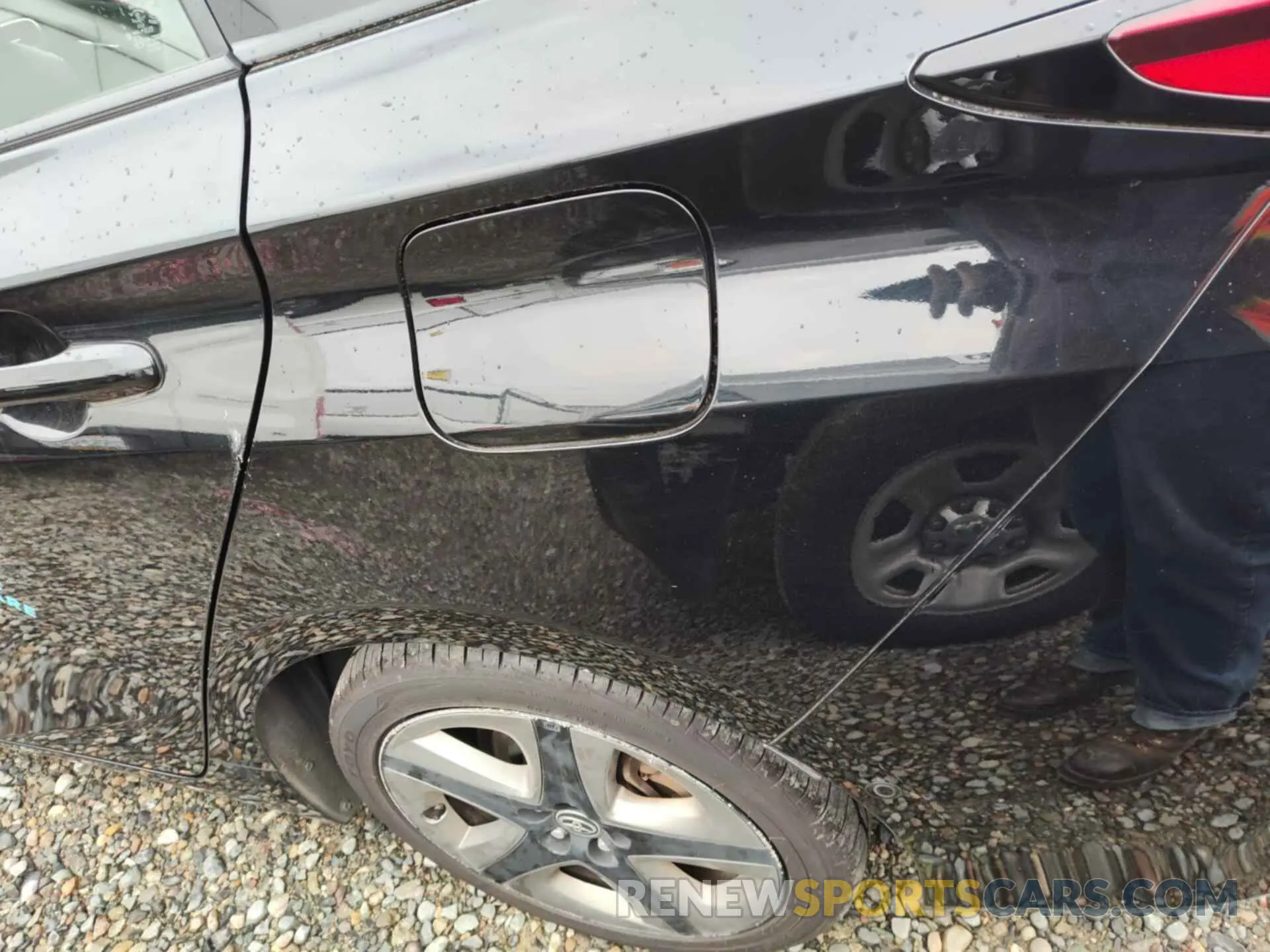 14 Photograph of a damaged car JTDKAMFU0M3136558 TOYOTA PRIUS 2021