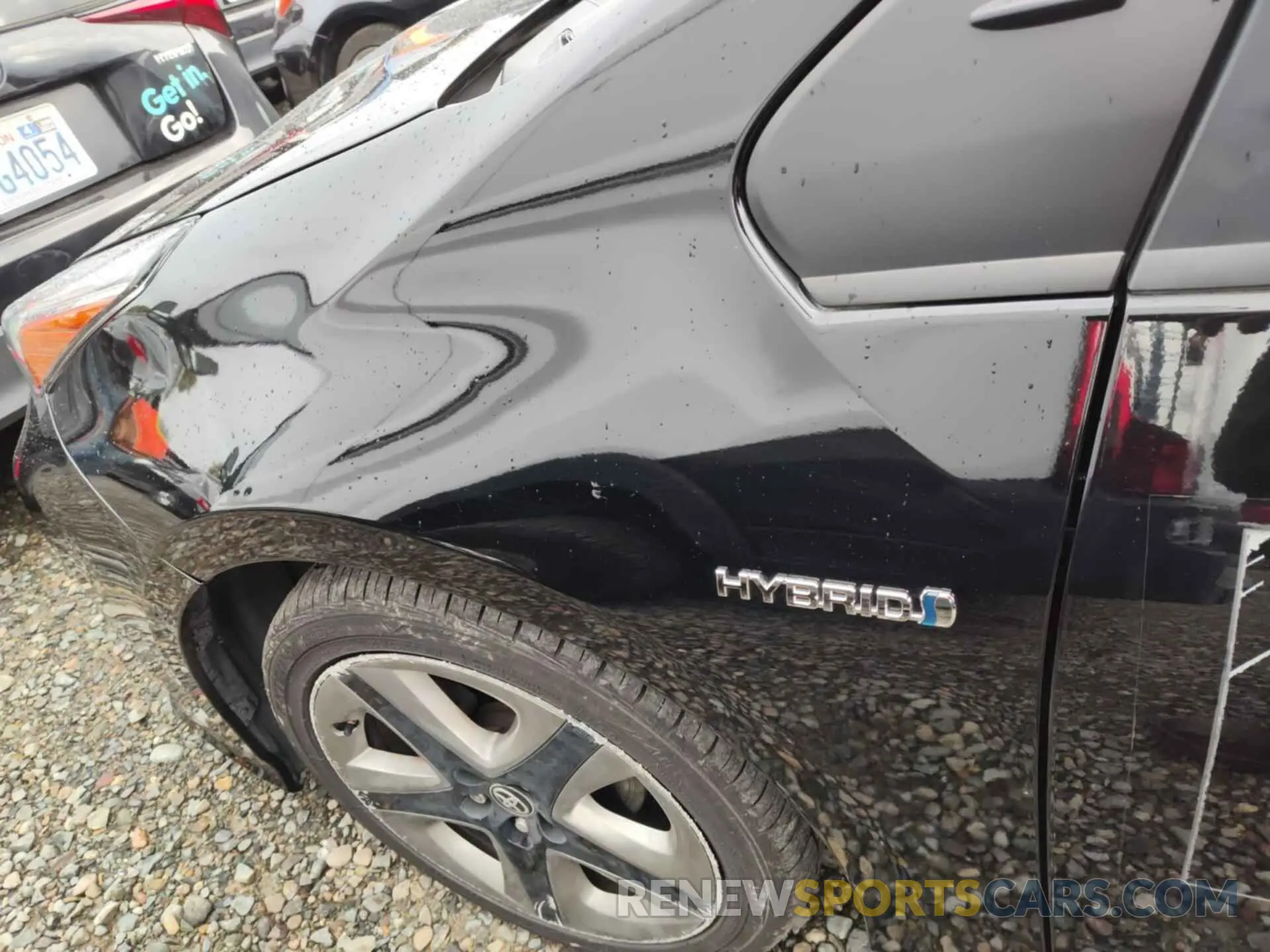 40 Photograph of a damaged car JTDKAMFU0M3136558 TOYOTA PRIUS 2021