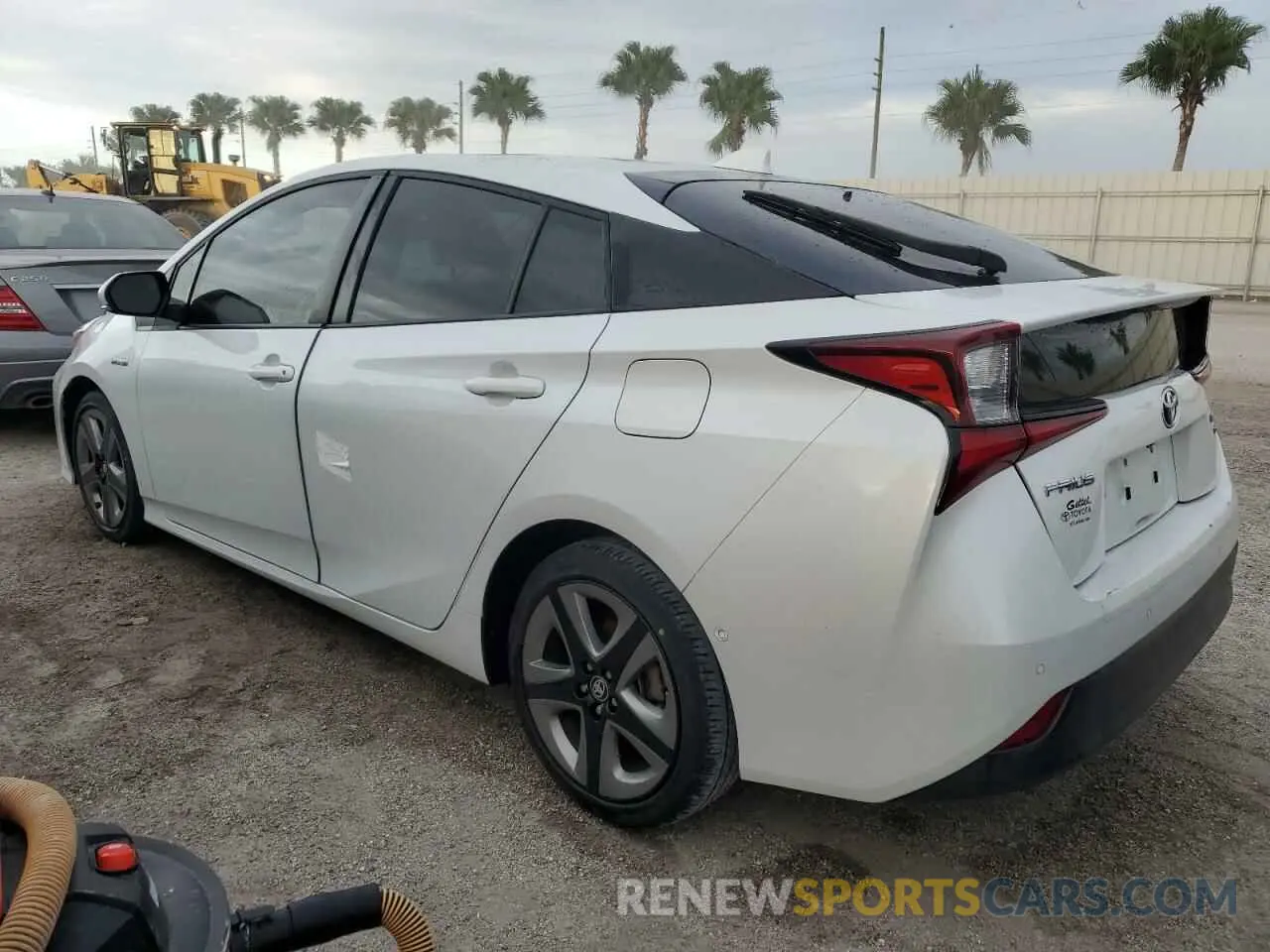 2 Photograph of a damaged car JTDKAMFU0M3137385 TOYOTA PRIUS 2021