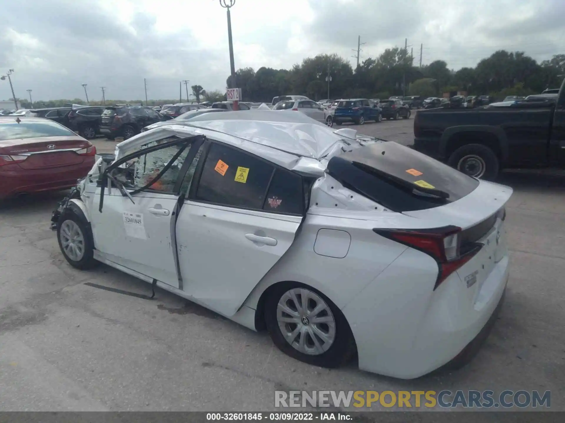 3 Photograph of a damaged car JTDKAMFU0M3138827 TOYOTA PRIUS 2021