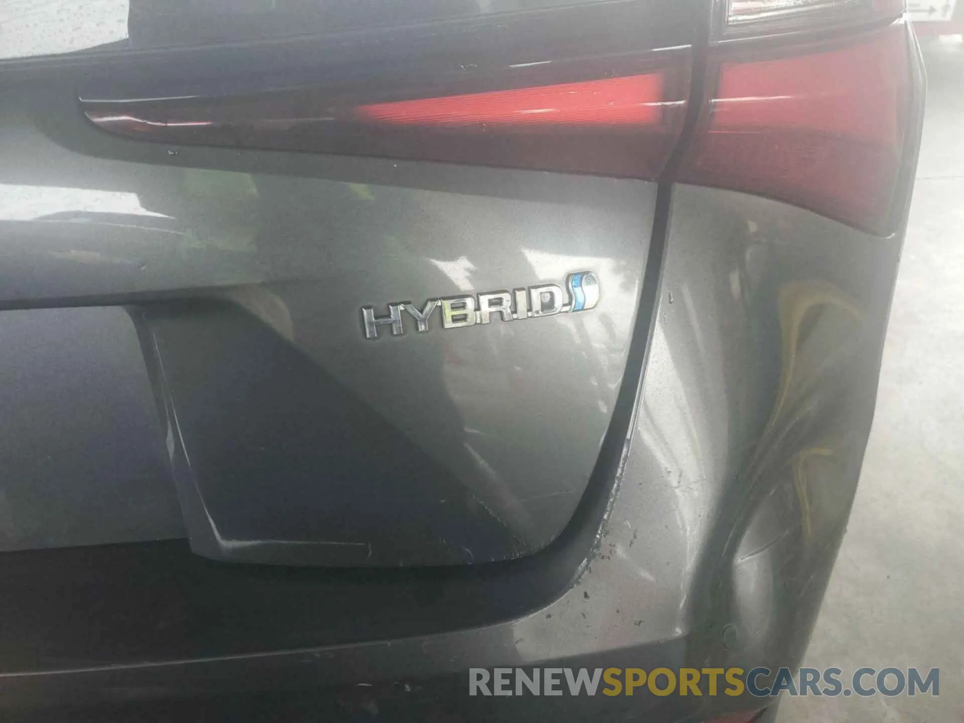 26 Photograph of a damaged car JTDKAMFU0M3143834 TOYOTA PRIUS 2021