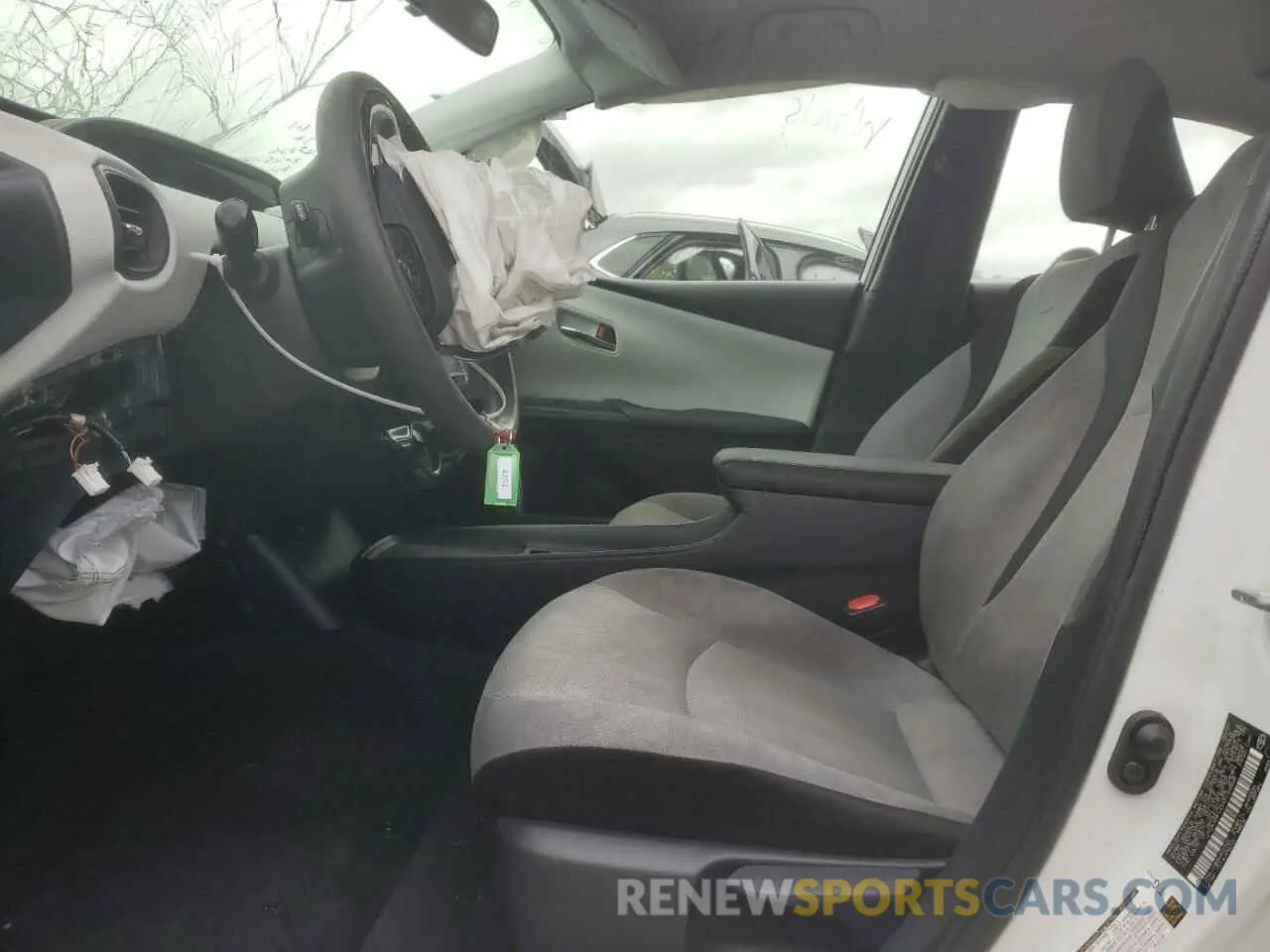 7 Photograph of a damaged car JTDKAMFU0M3144868 TOYOTA PRIUS 2021