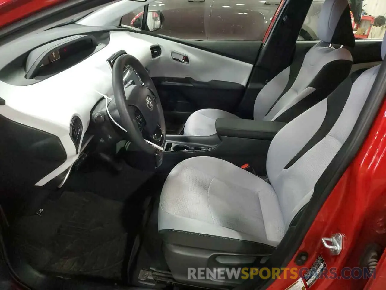 7 Photograph of a damaged car JTDKAMFU1M3131627 TOYOTA PRIUS 2021