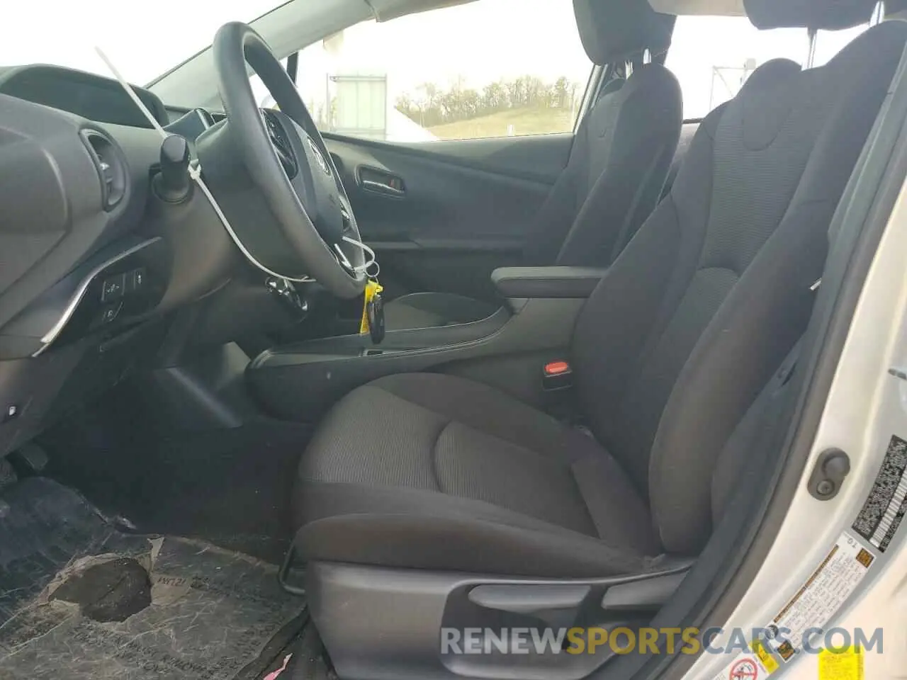 7 Photograph of a damaged car JTDKAMFU1M3142143 TOYOTA PRIUS 2021