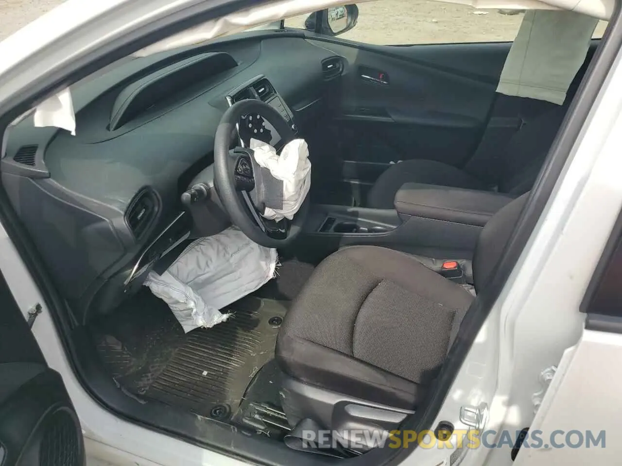 7 Photograph of a damaged car JTDKAMFU1M3151523 TOYOTA PRIUS 2021