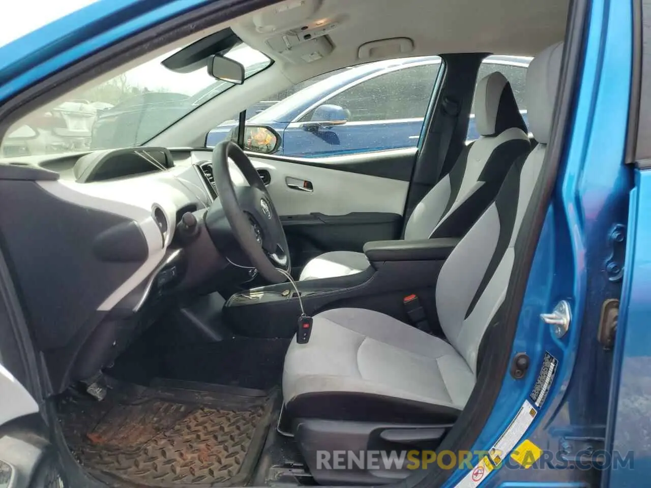 7 Photograph of a damaged car JTDKAMFU2M3131233 TOYOTA PRIUS 2021