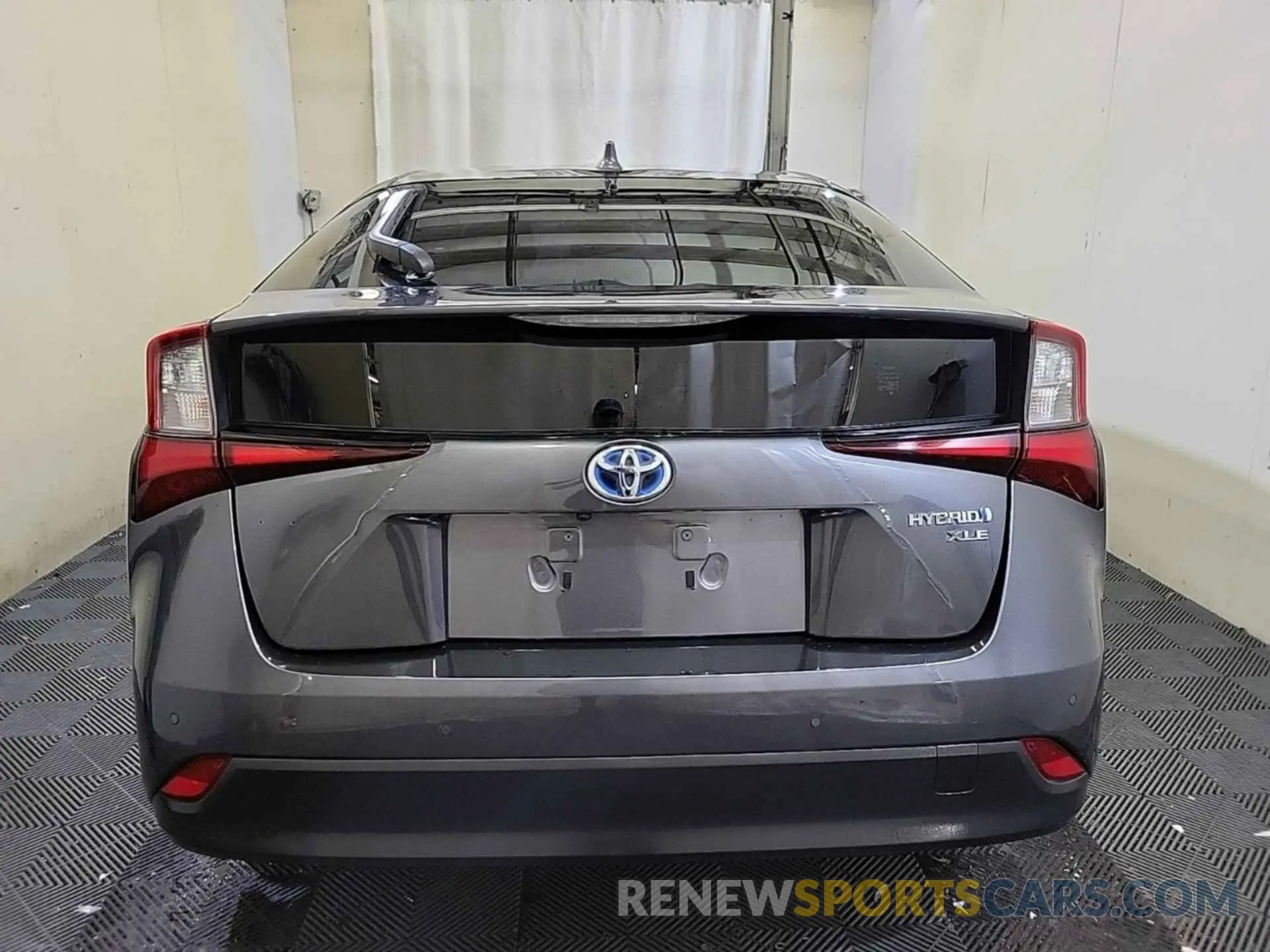 37 Photograph of a damaged car JTDKAMFU2M3143124 TOYOTA PRIUS 2021