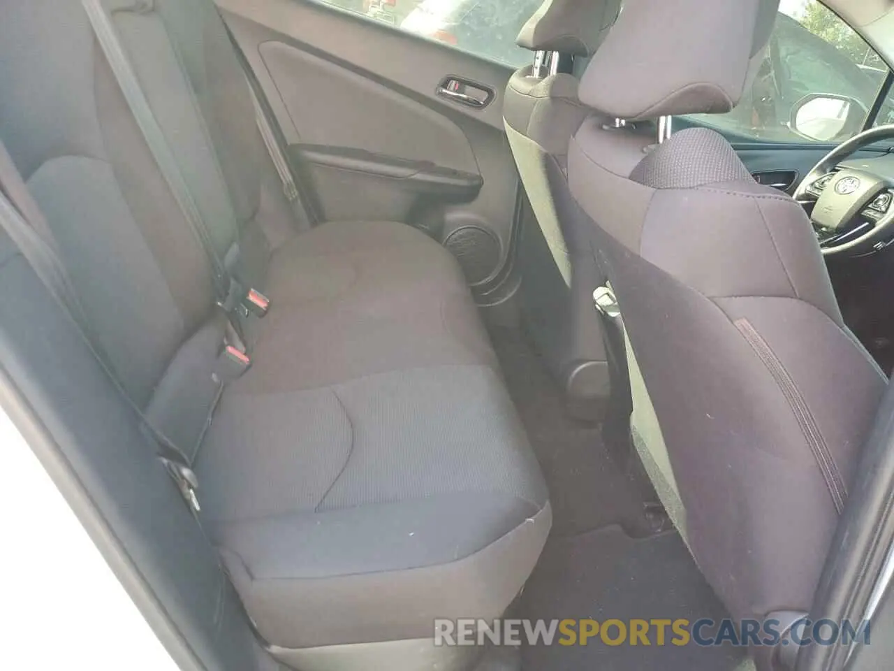 10 Photograph of a damaged car JTDKAMFU2M3147061 TOYOTA PRIUS 2021