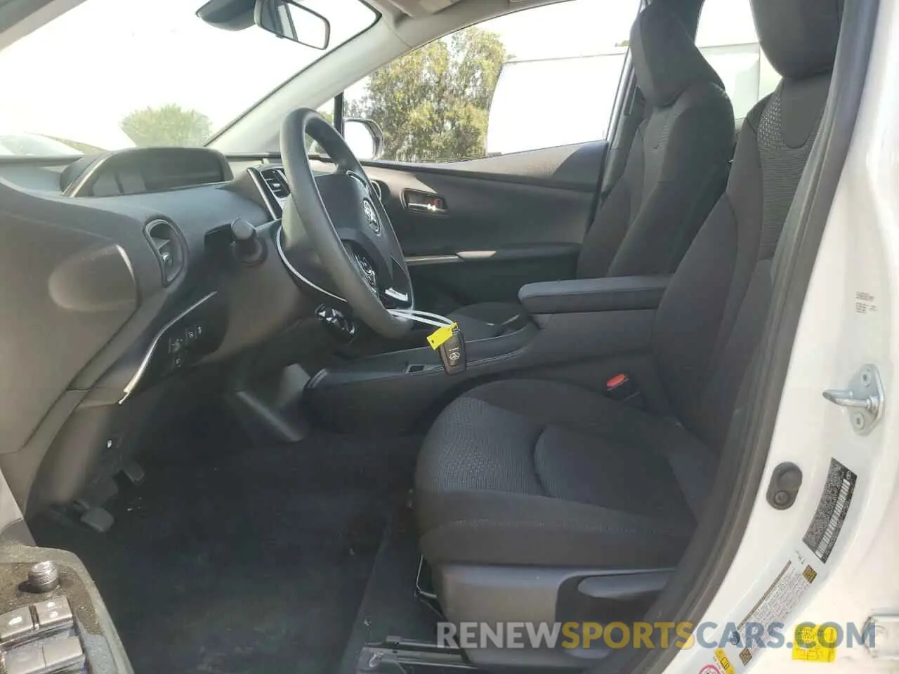 7 Photograph of a damaged car JTDKAMFU2M3149411 TOYOTA PRIUS 2021