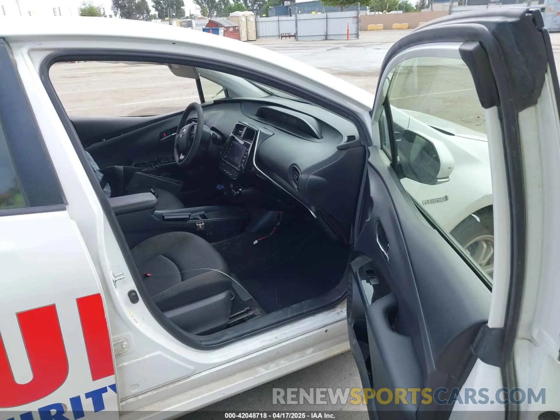 5 Photograph of a damaged car JTDKAMFU3M3129569 TOYOTA PRIUS 2021