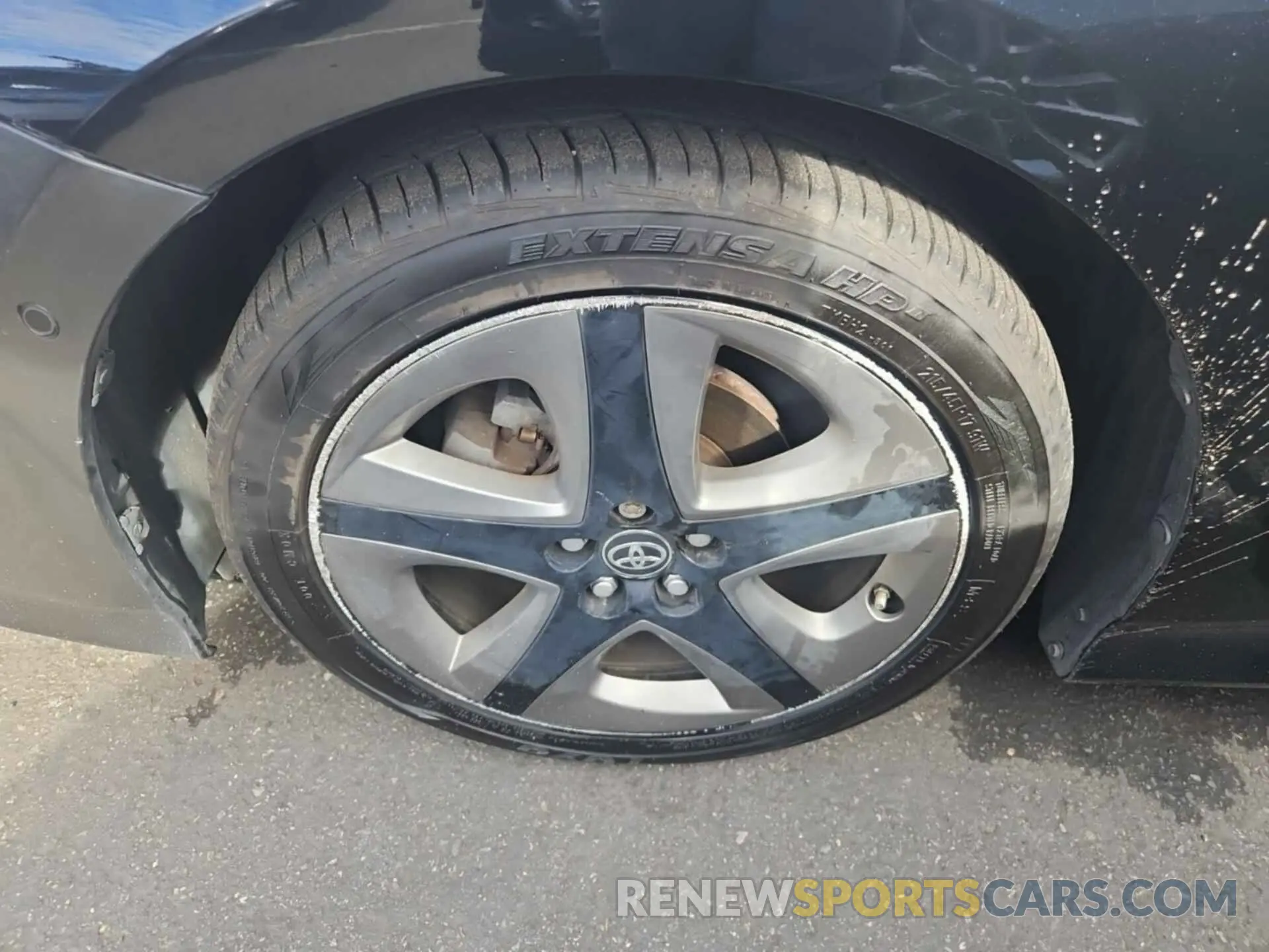 26 Photograph of a damaged car JTDKAMFU3M3136067 TOYOTA PRIUS 2021