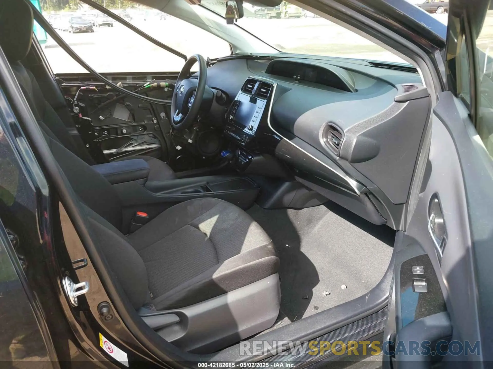 5 Photograph of a damaged car JTDKAMFU3M3140233 TOYOTA PRIUS 2021