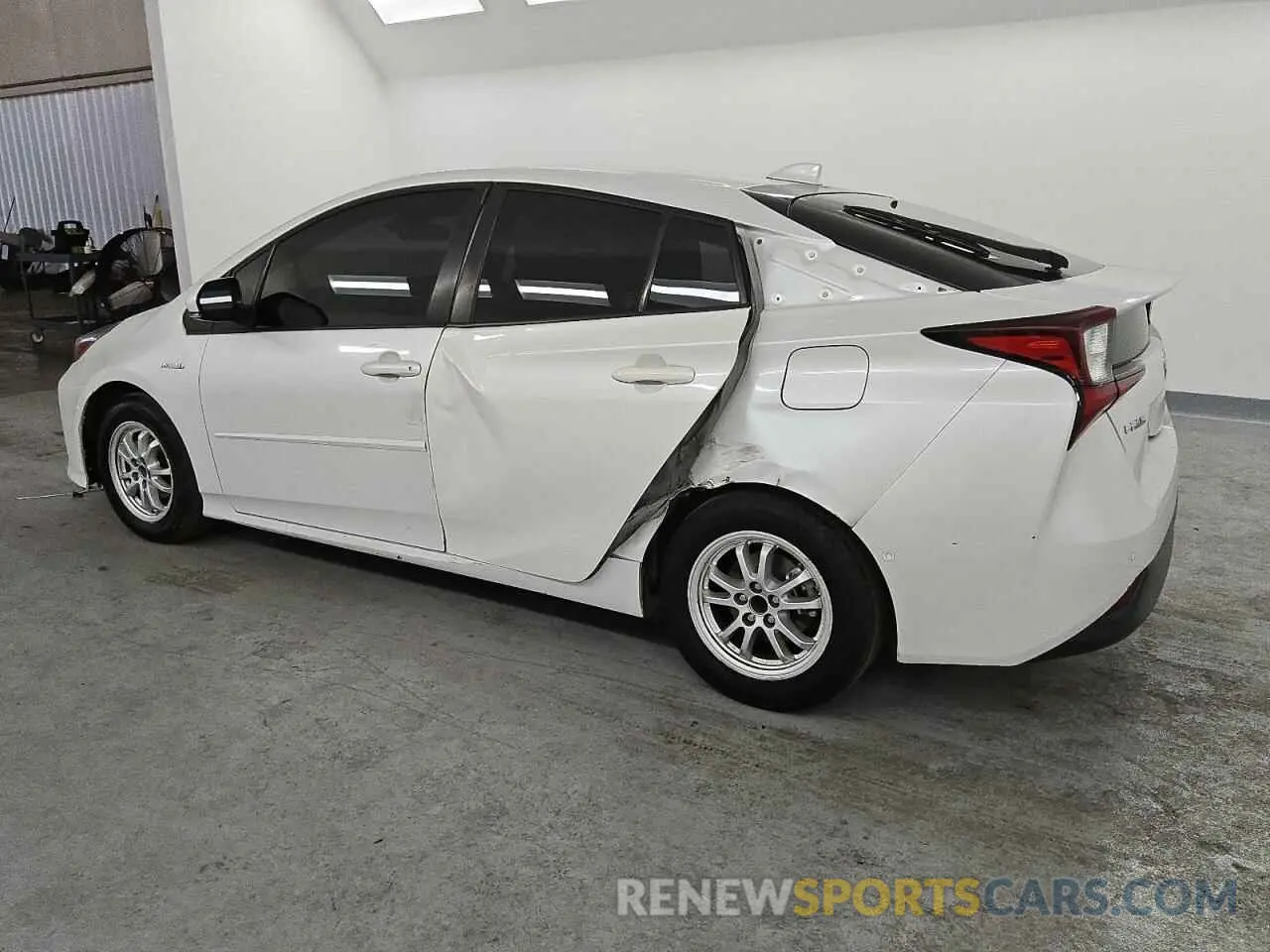2 Photograph of a damaged car JTDKAMFU3M3141253 TOYOTA PRIUS 2021