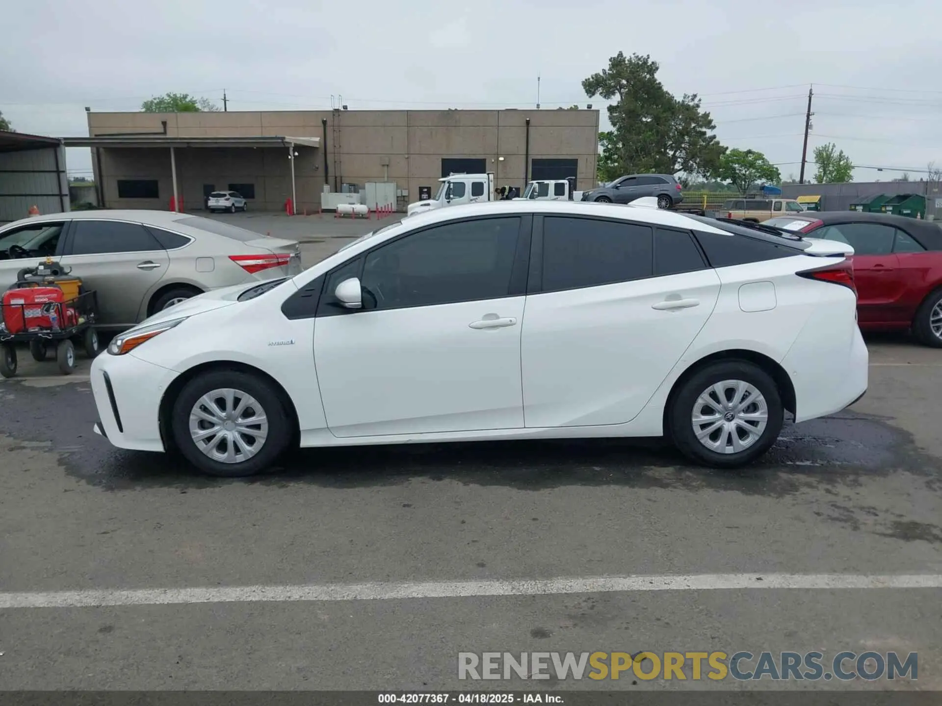 14 Photograph of a damaged car JTDKAMFU3M3152608 TOYOTA PRIUS 2021