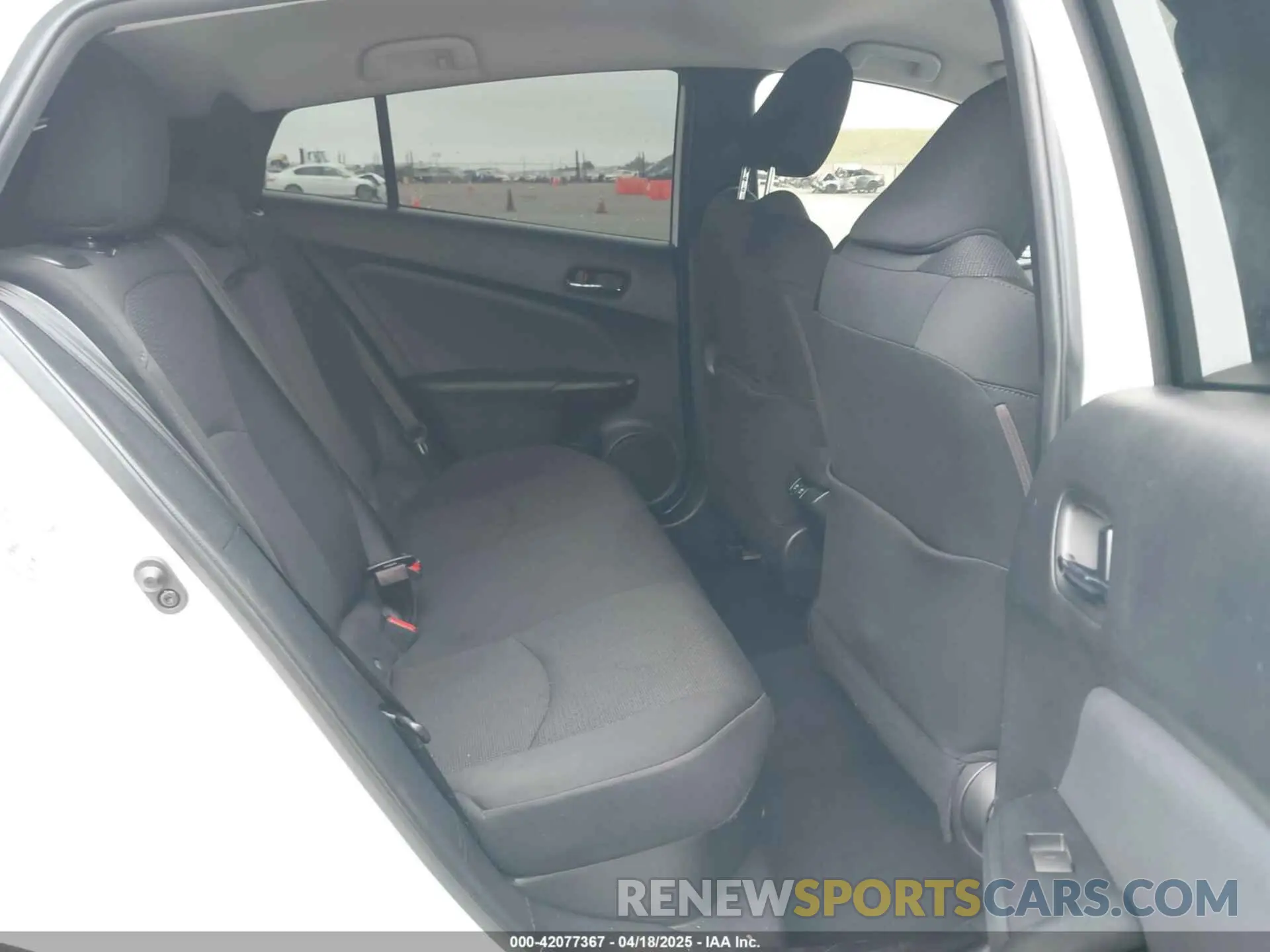 8 Photograph of a damaged car JTDKAMFU3M3152608 TOYOTA PRIUS 2021