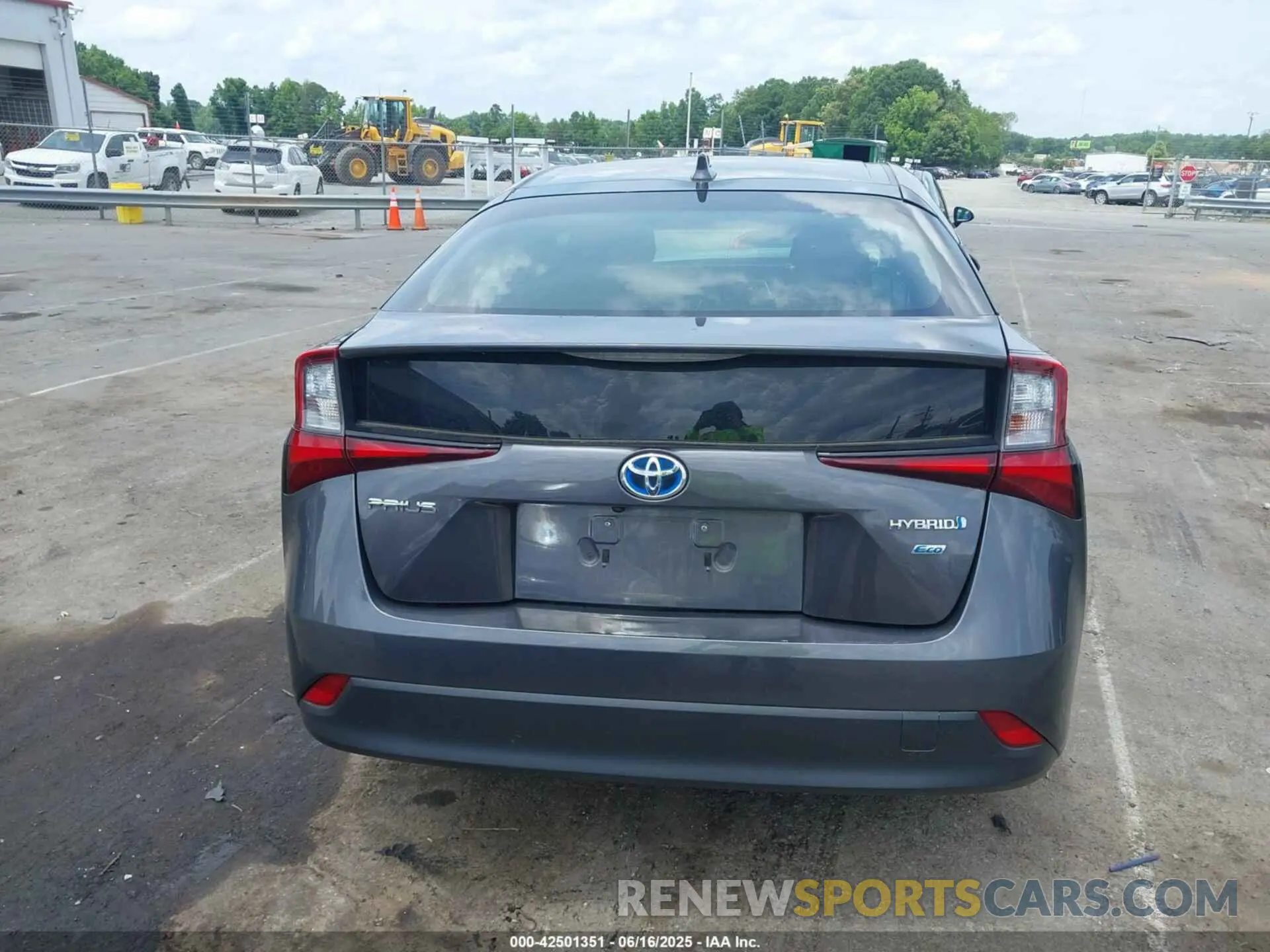 16 Photograph of a damaged car JTDKAMFU3M3152785 TOYOTA PRIUS 2021
