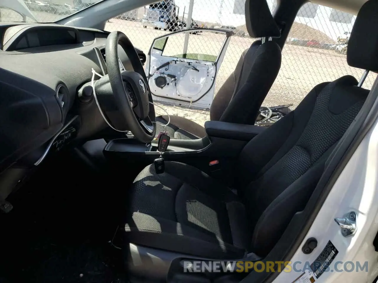 7 Photograph of a damaged car JTDKAMFU4M3131492 TOYOTA PRIUS 2021