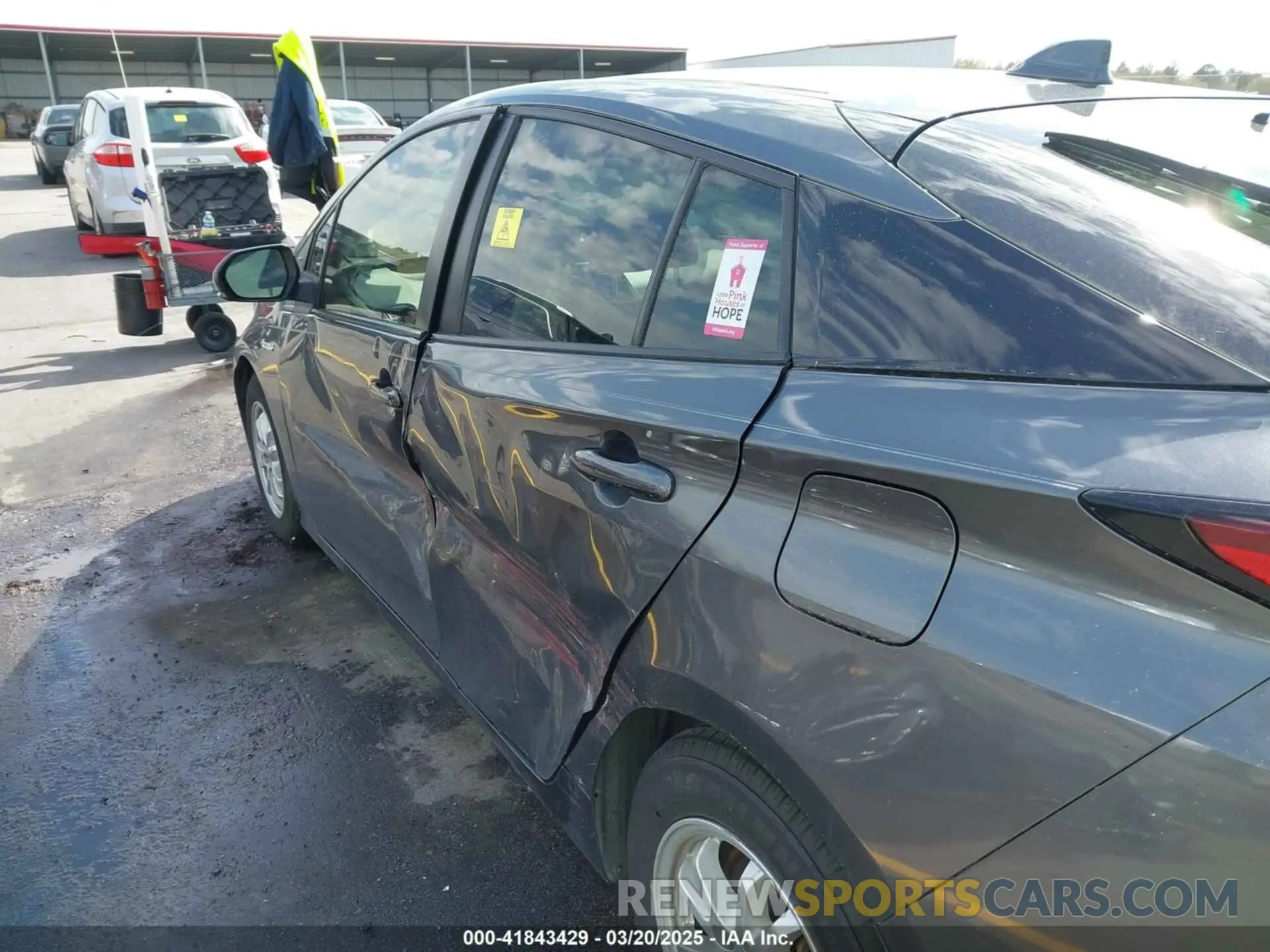 17 Photograph of a damaged car JTDKAMFU4M3134778 TOYOTA PRIUS 2021