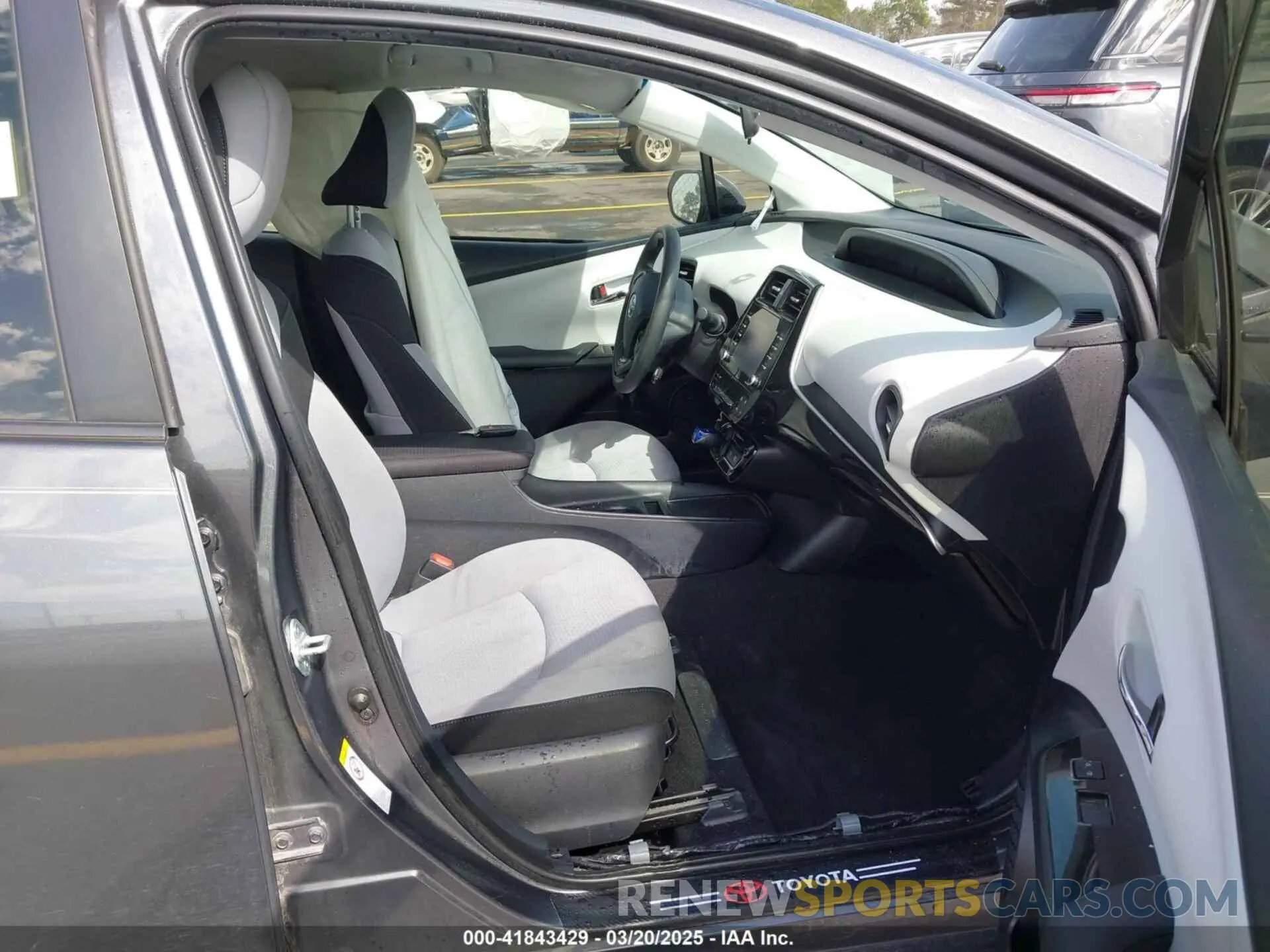 5 Photograph of a damaged car JTDKAMFU4M3134778 TOYOTA PRIUS 2021