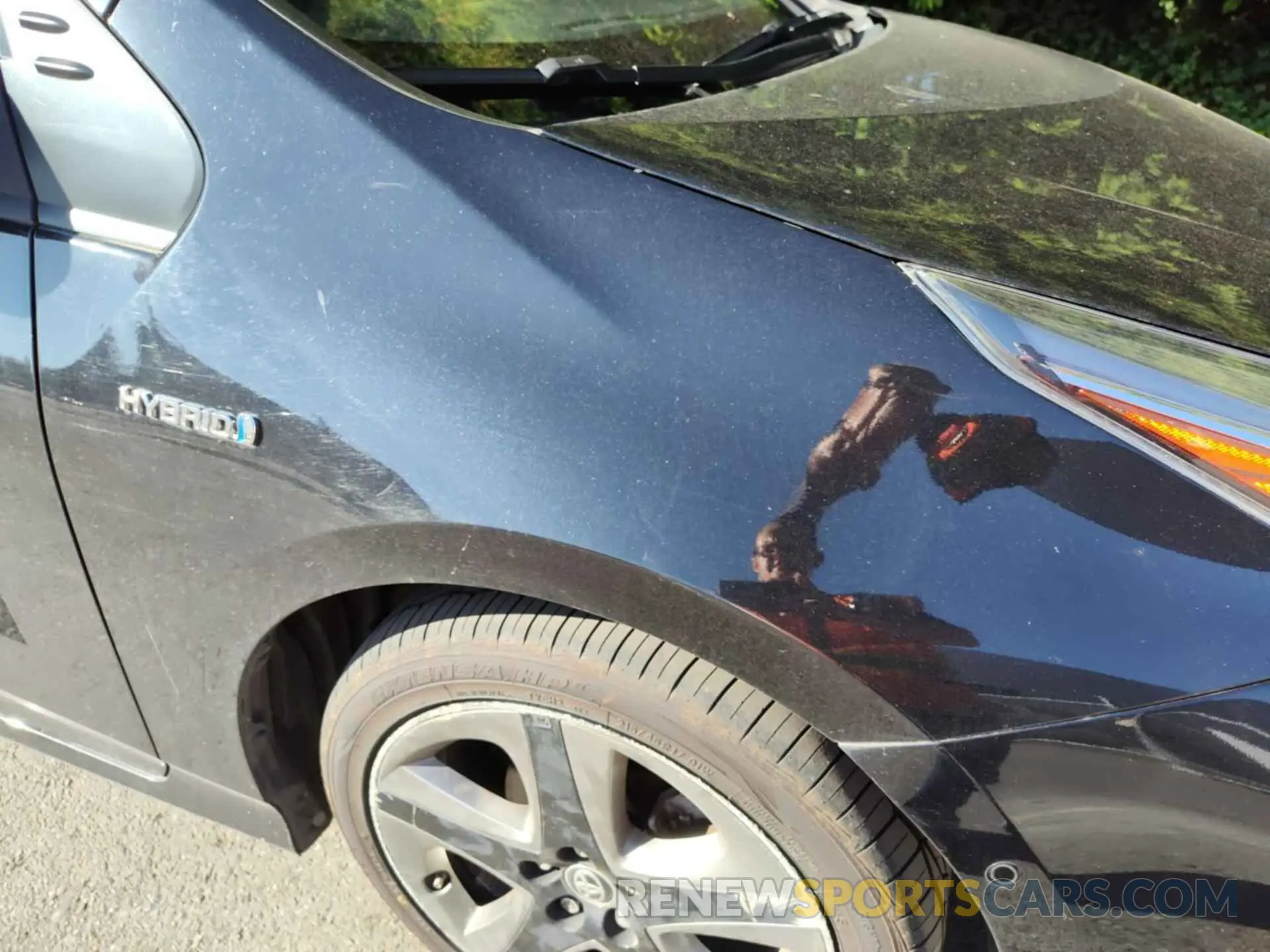 12 Photograph of a damaged car JTDKAMFU4M3136059 TOYOTA PRIUS 2021