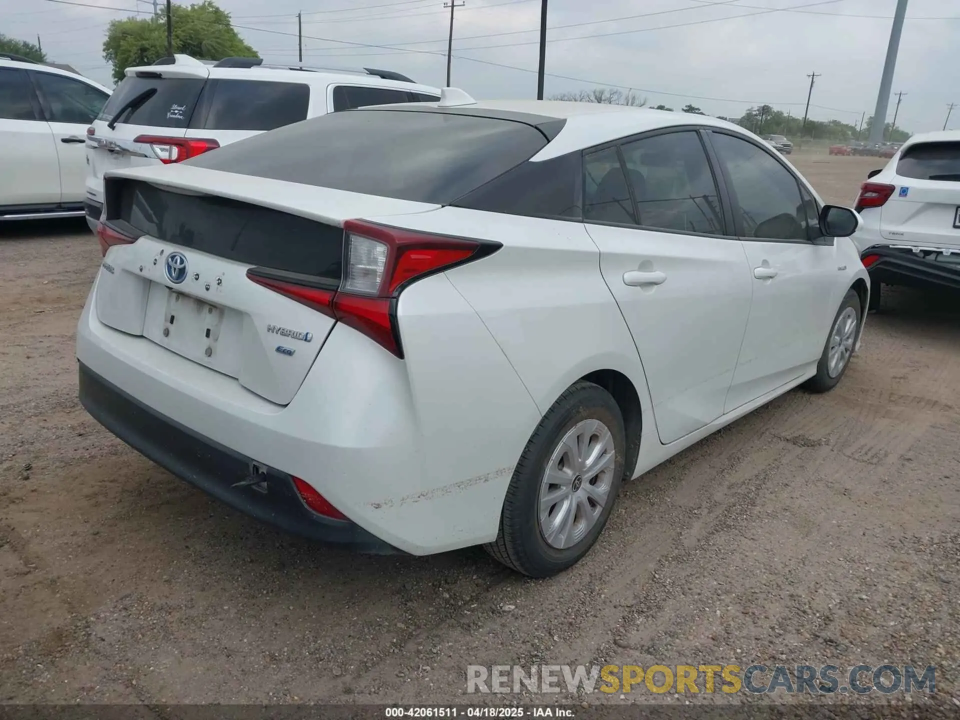 4 Photograph of a damaged car JTDKAMFU5M3132103 TOYOTA PRIUS 2021
