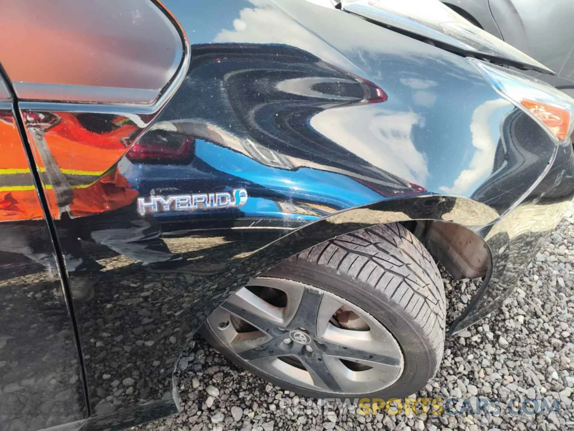 30 Photograph of a damaged car JTDKAMFU5M3136426 TOYOTA PRIUS 2021