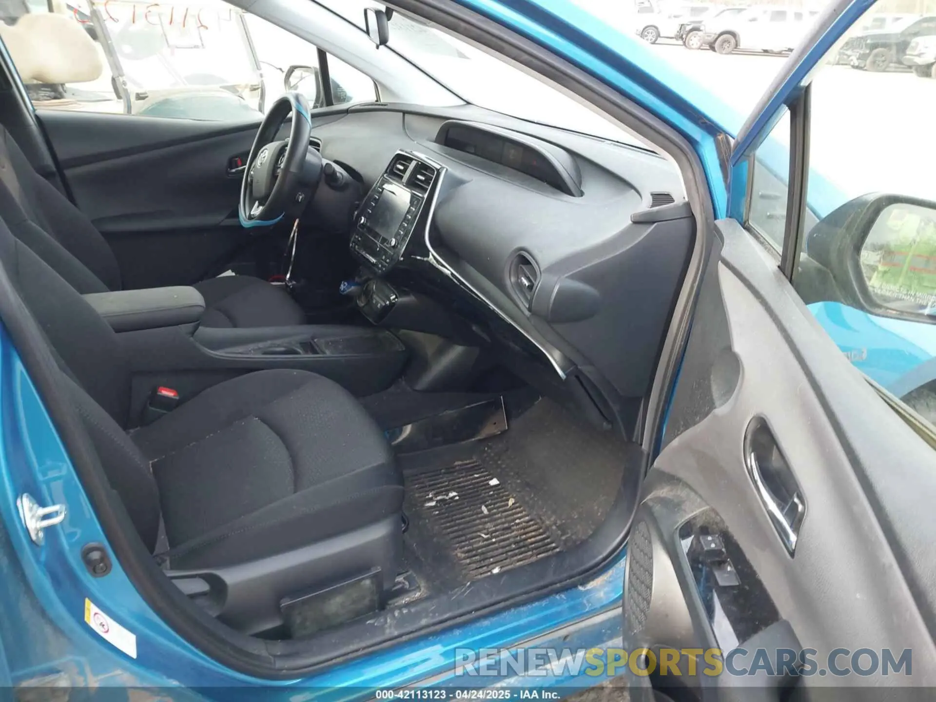 5 Photograph of a damaged car JTDKAMFU5M3145949 TOYOTA PRIUS 2021