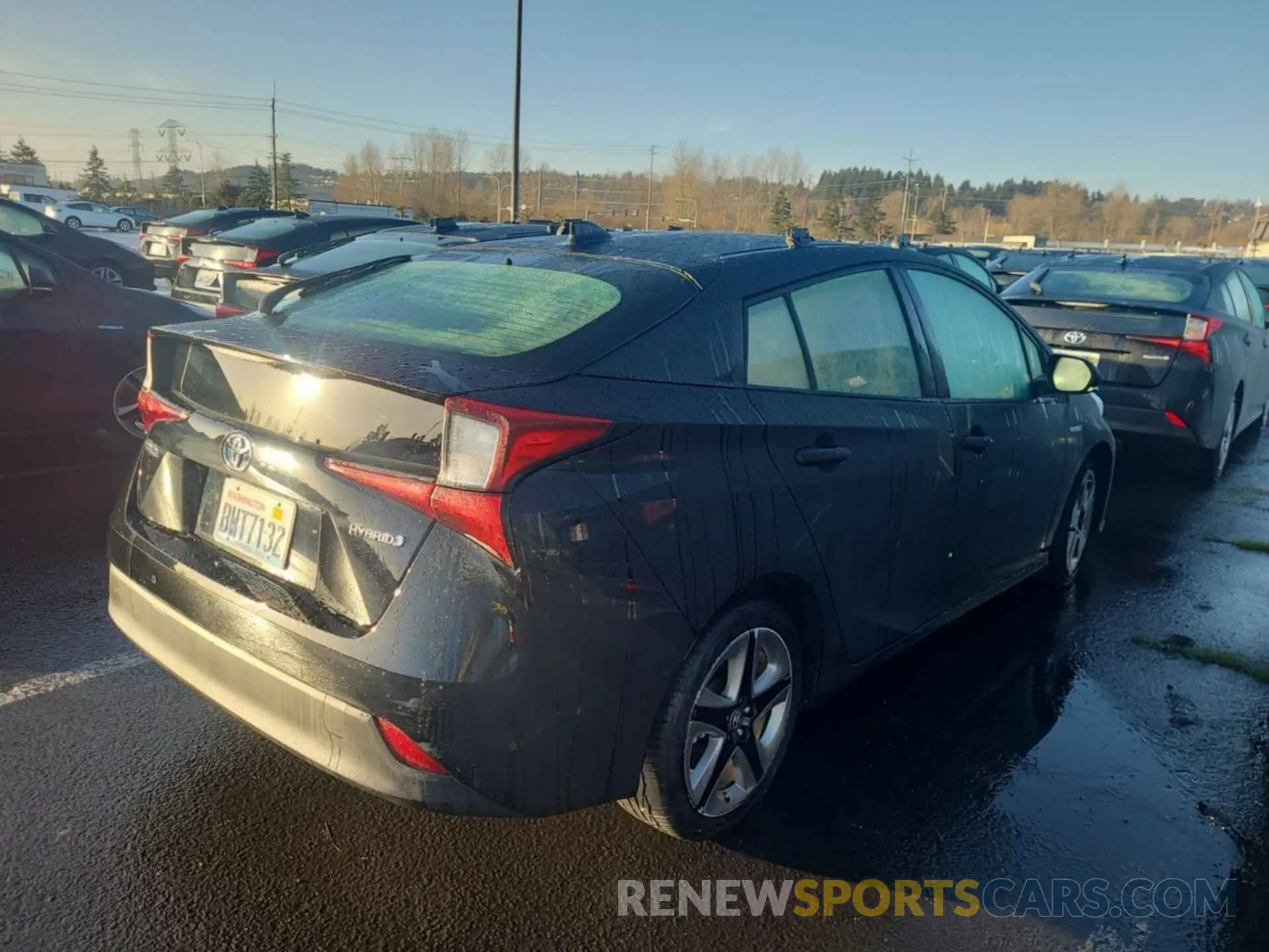 7 Photograph of a damaged car JTDKAMFU6M3136001 TOYOTA PRIUS 2021