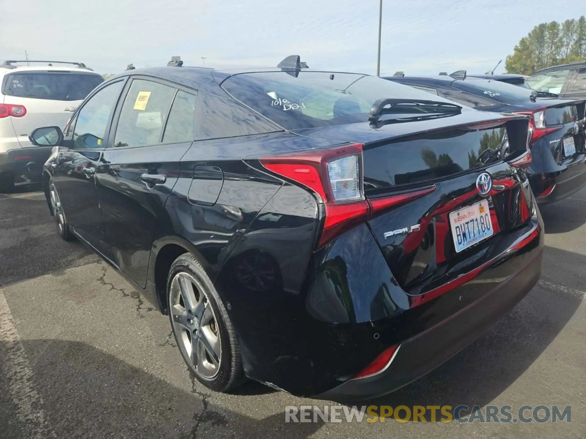 11 Photograph of a damaged car JTDKAMFU6M3136032 TOYOTA PRIUS 2021
