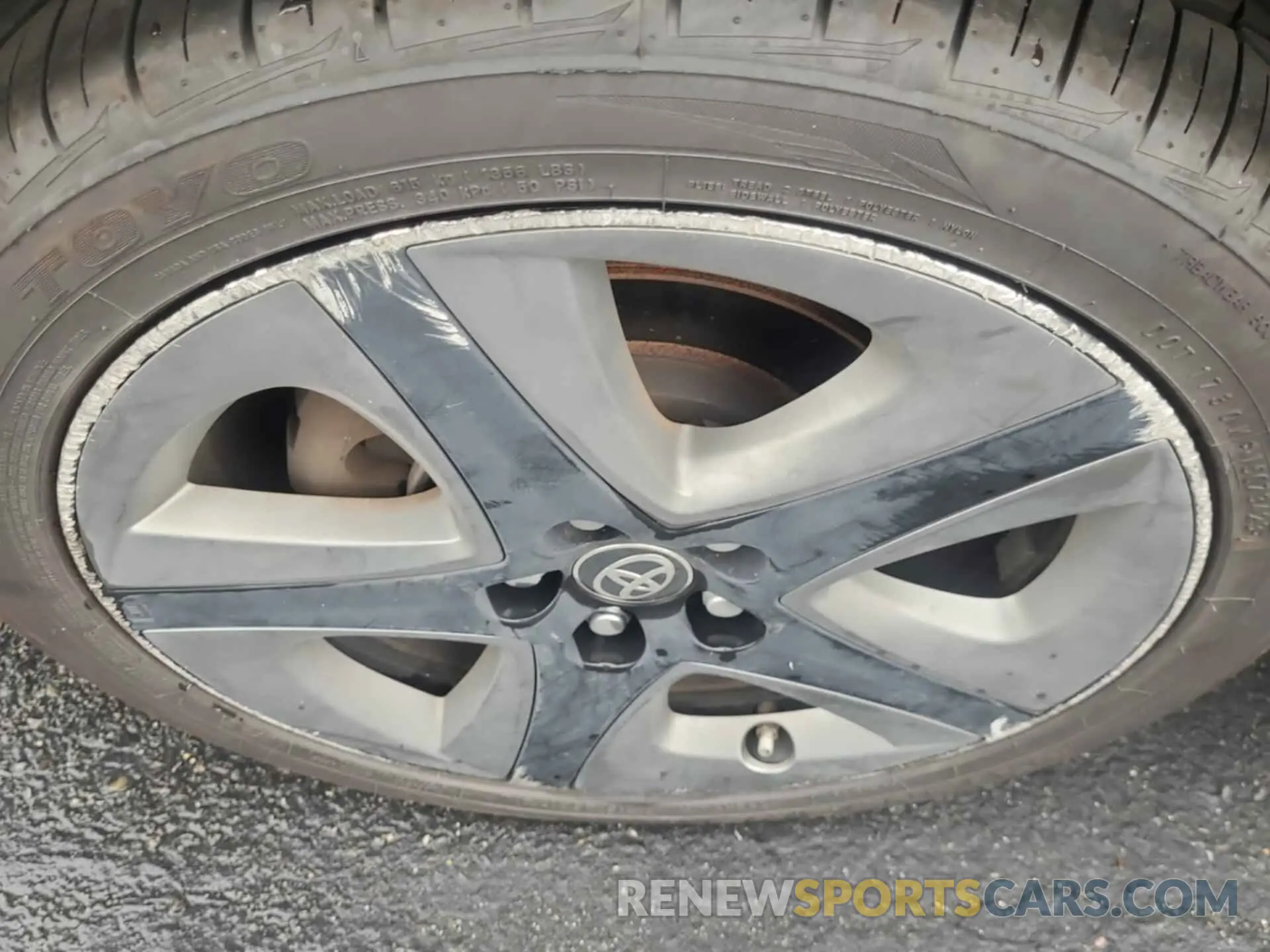 13 Photograph of a damaged car JTDKAMFU6M3136032 TOYOTA PRIUS 2021