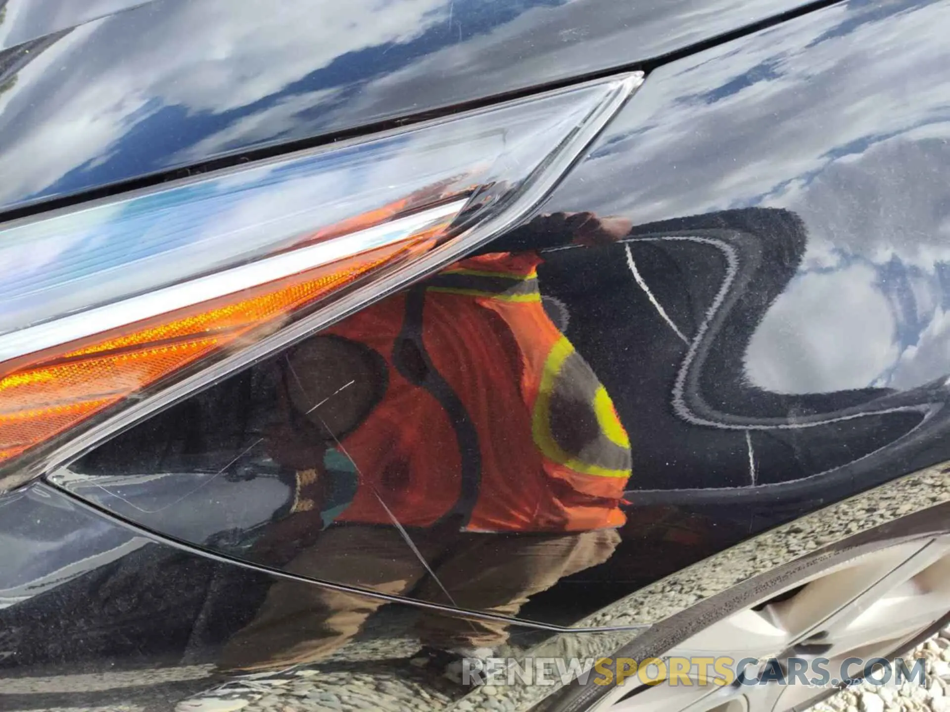 29 Photograph of a damaged car JTDKAMFU6M3136239 TOYOTA PRIUS 2021