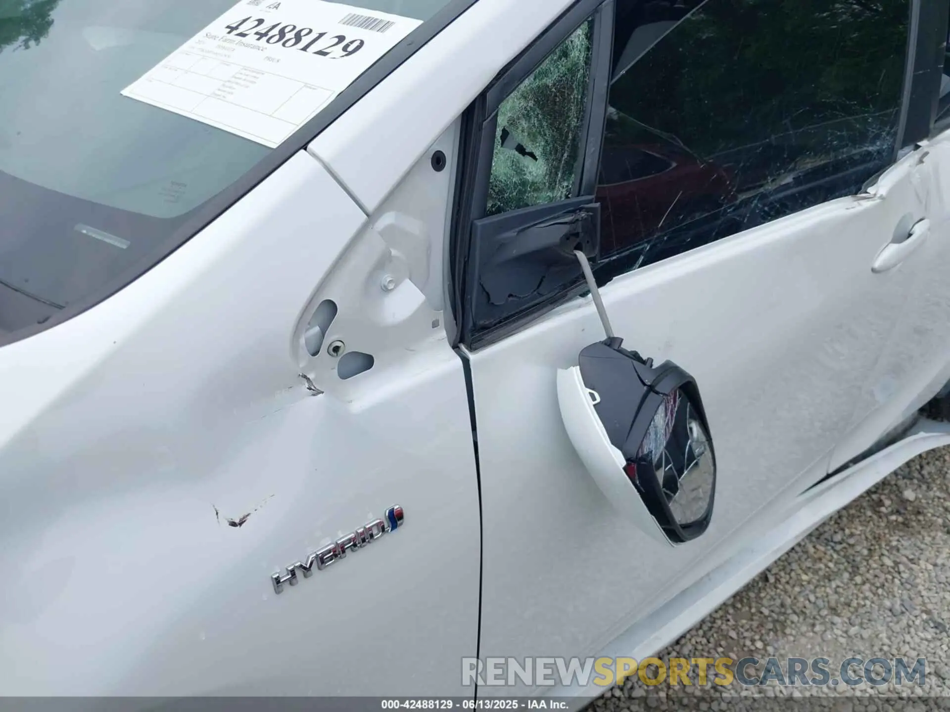 20 Photograph of a damaged car JTDKAMFU6M3137679 TOYOTA PRIUS 2021