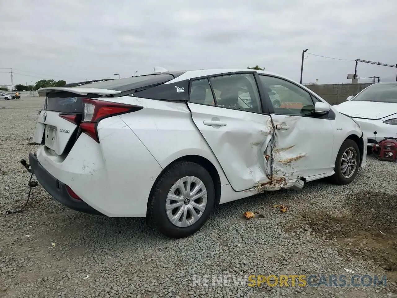 3 Photograph of a damaged car JTDKAMFU6M3140307 TOYOTA PRIUS 2021
