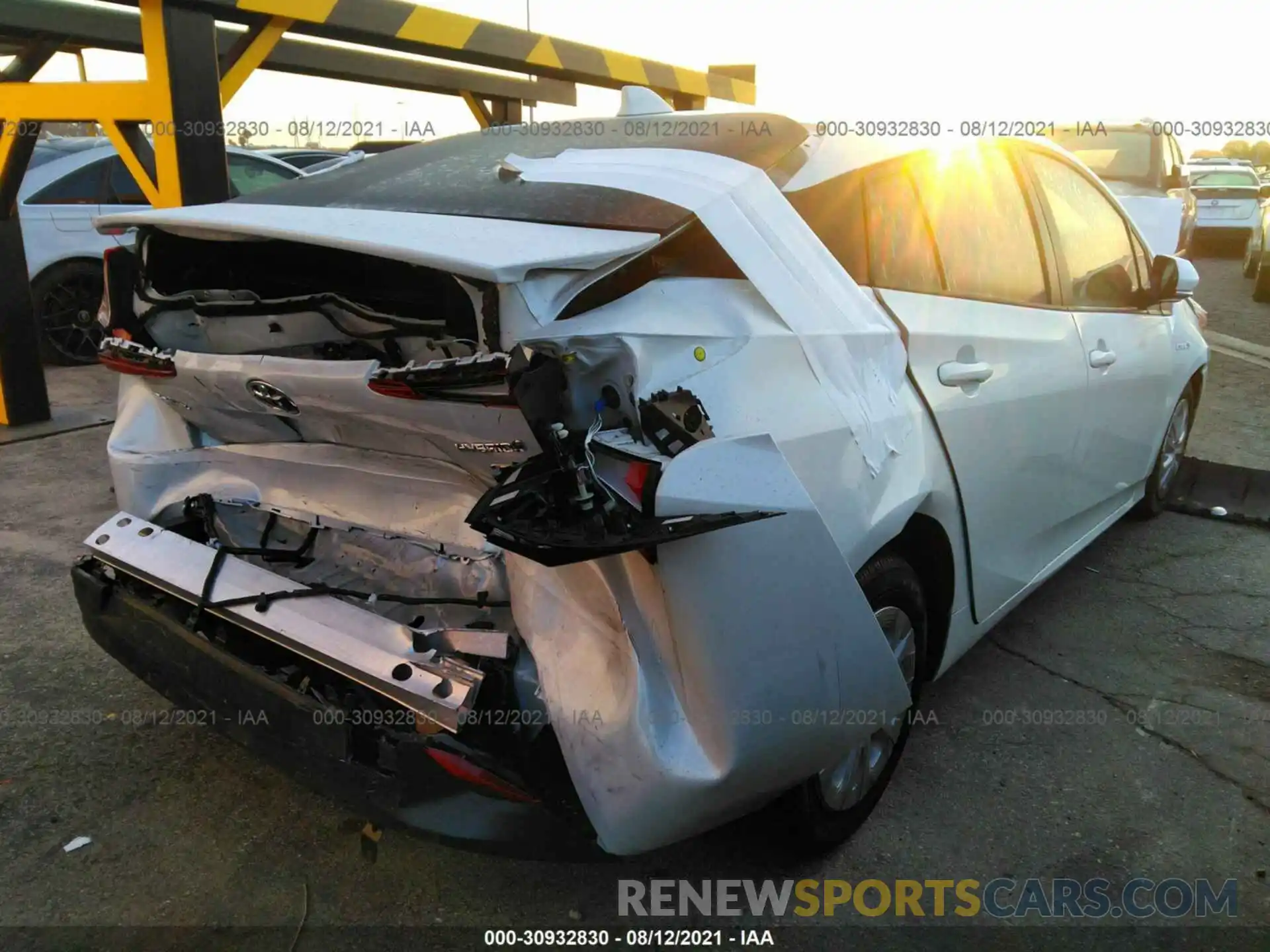 4 Photograph of a damaged car JTDKAMFU6M3144549 TOYOTA PRIUS 2021