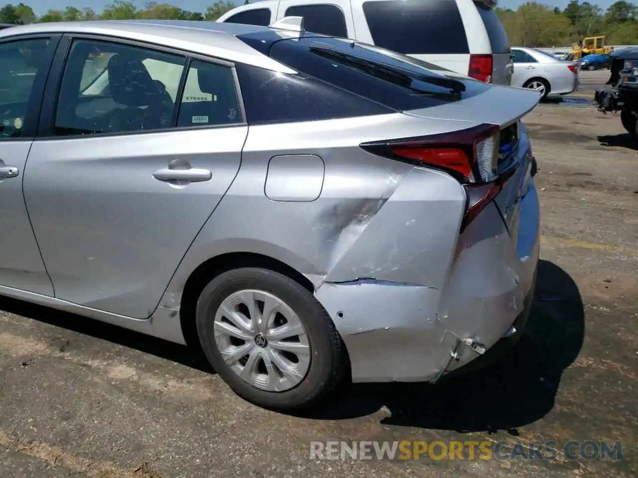 9 Photograph of a damaged car JTDKAMFU6M3151064 TOYOTA PRIUS 2021