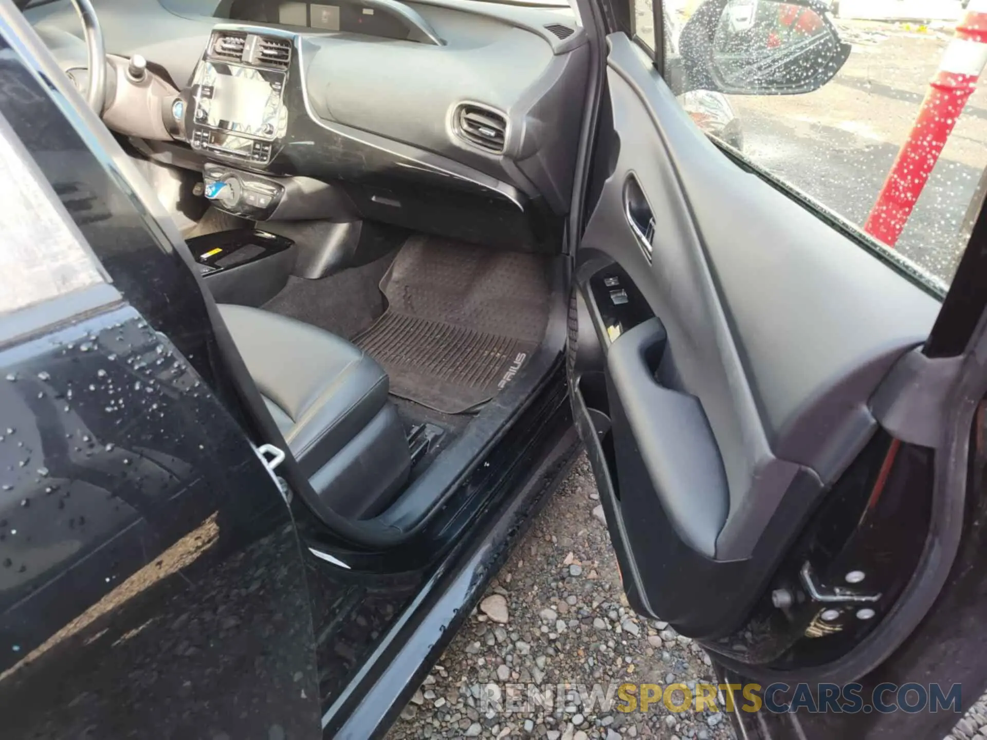 35 Photograph of a damaged car JTDKAMFU7M3136329 TOYOTA PRIUS 2021