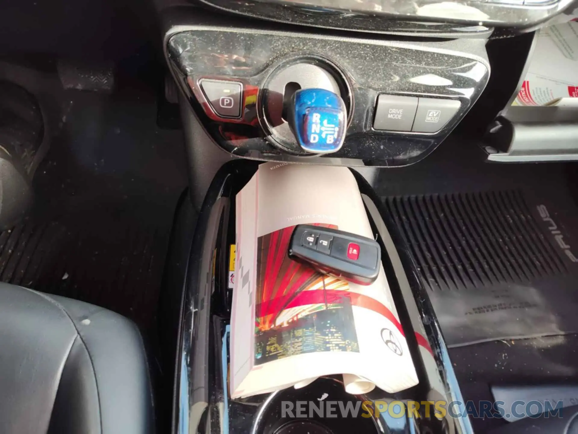 6 Photograph of a damaged car JTDKAMFU7M3136329 TOYOTA PRIUS 2021