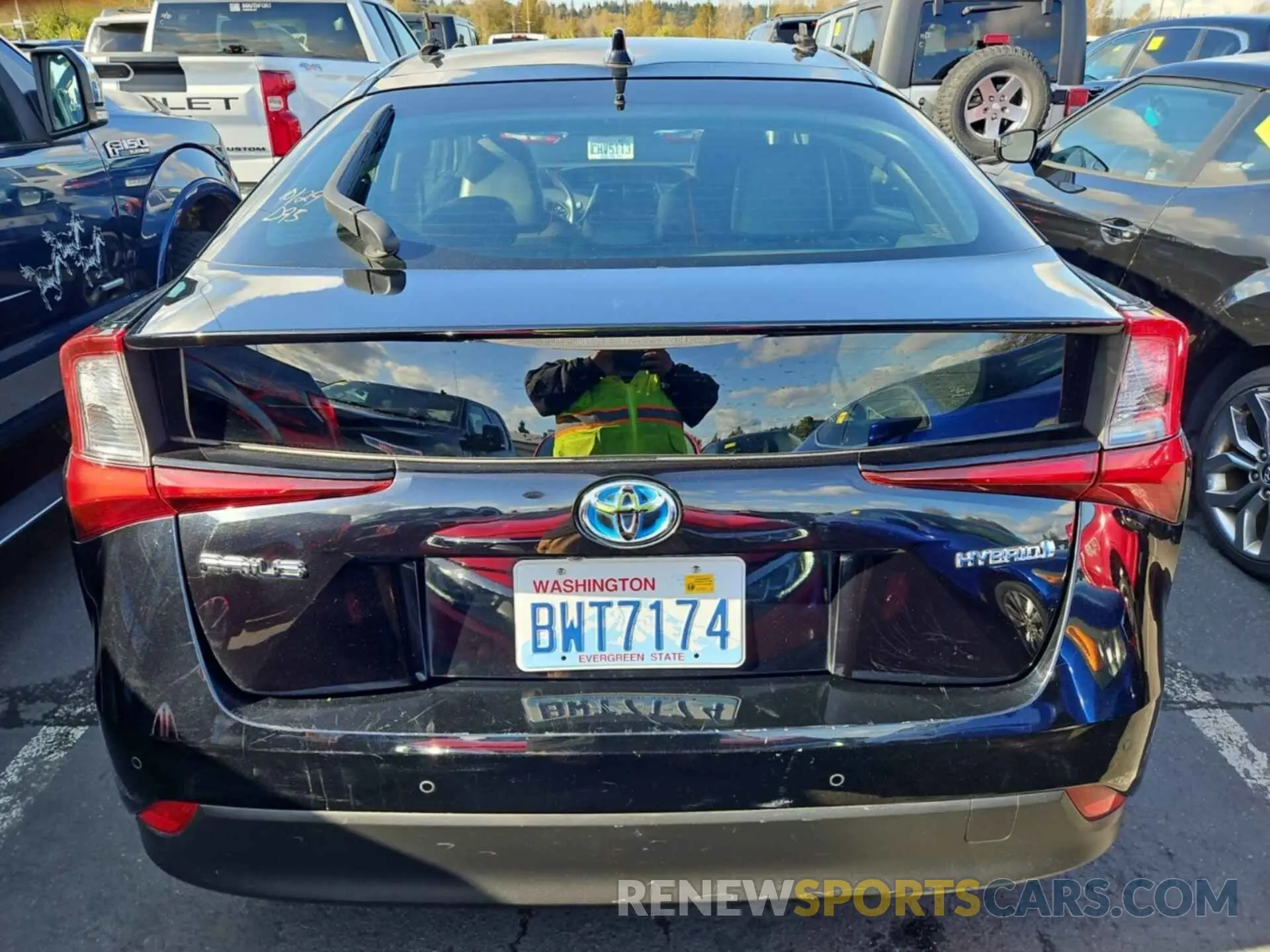 41 Photograph of a damaged car JTDKAMFU7M3136606 TOYOTA PRIUS 2021