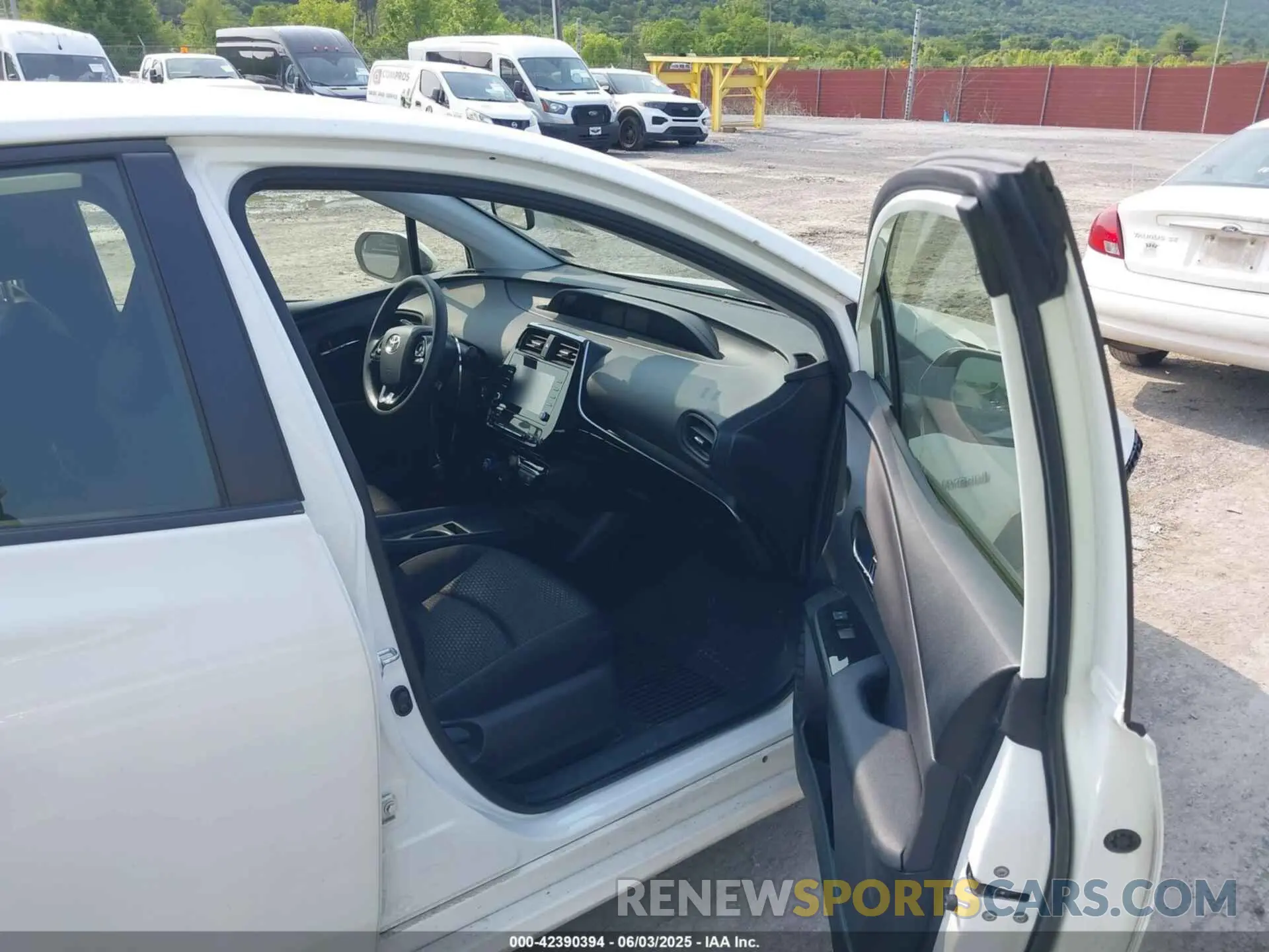 5 Photograph of a damaged car JTDKAMFU7M3147668 TOYOTA PRIUS 2021