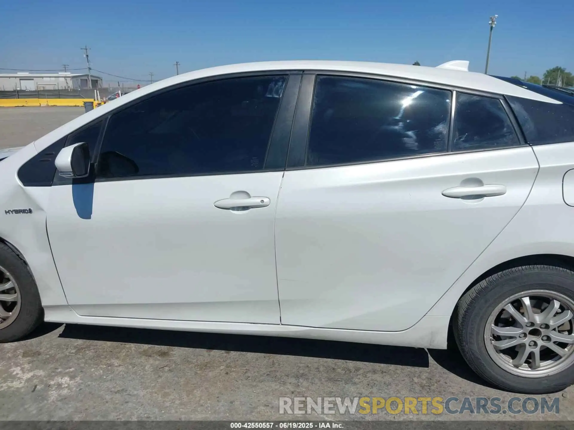 14 Photograph of a damaged car JTDKAMFU7M3150568 TOYOTA PRIUS 2021