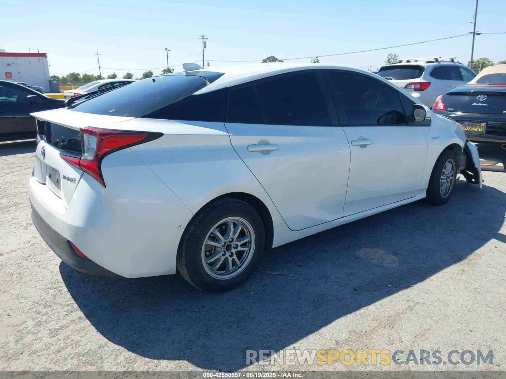 4 Photograph of a damaged car JTDKAMFU7M3150568 TOYOTA PRIUS 2021