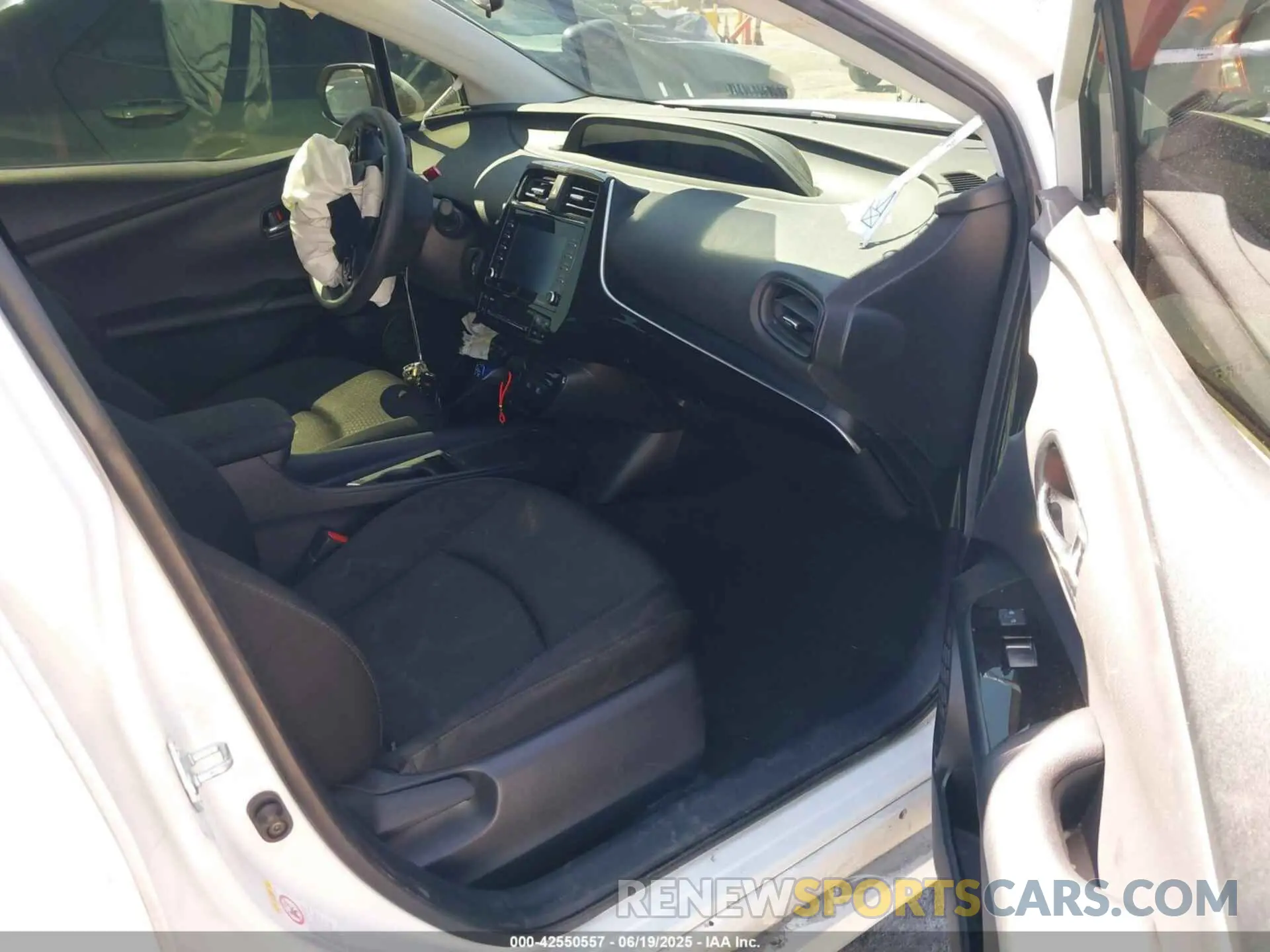 5 Photograph of a damaged car JTDKAMFU7M3150568 TOYOTA PRIUS 2021