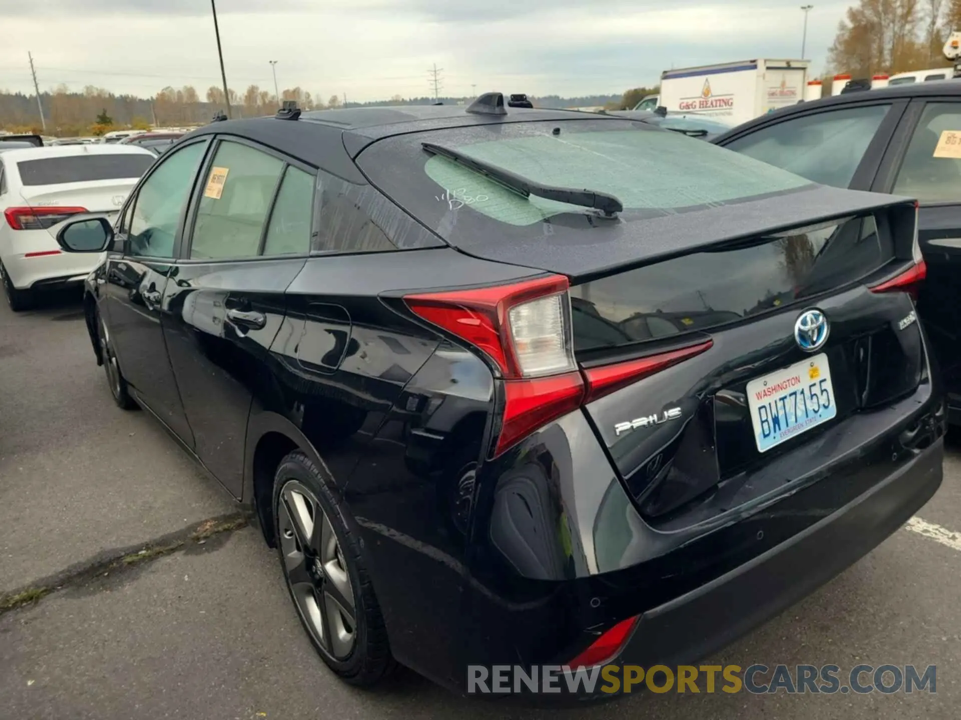 11 Photograph of a damaged car JTDKAMFU8M3136100 TOYOTA PRIUS 2021